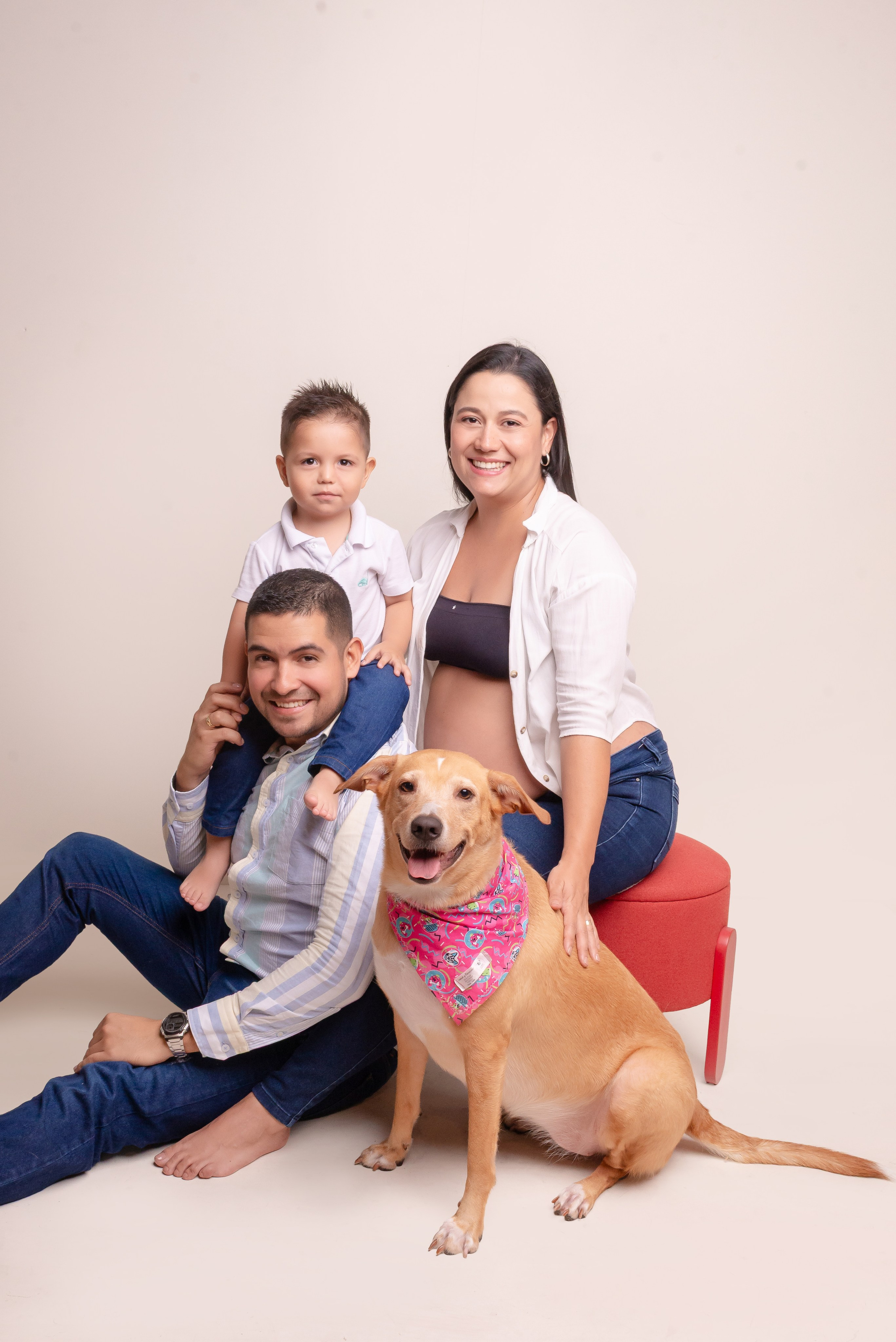 Fotos de estudio con Familias!. Www.dresalgadophoto.com