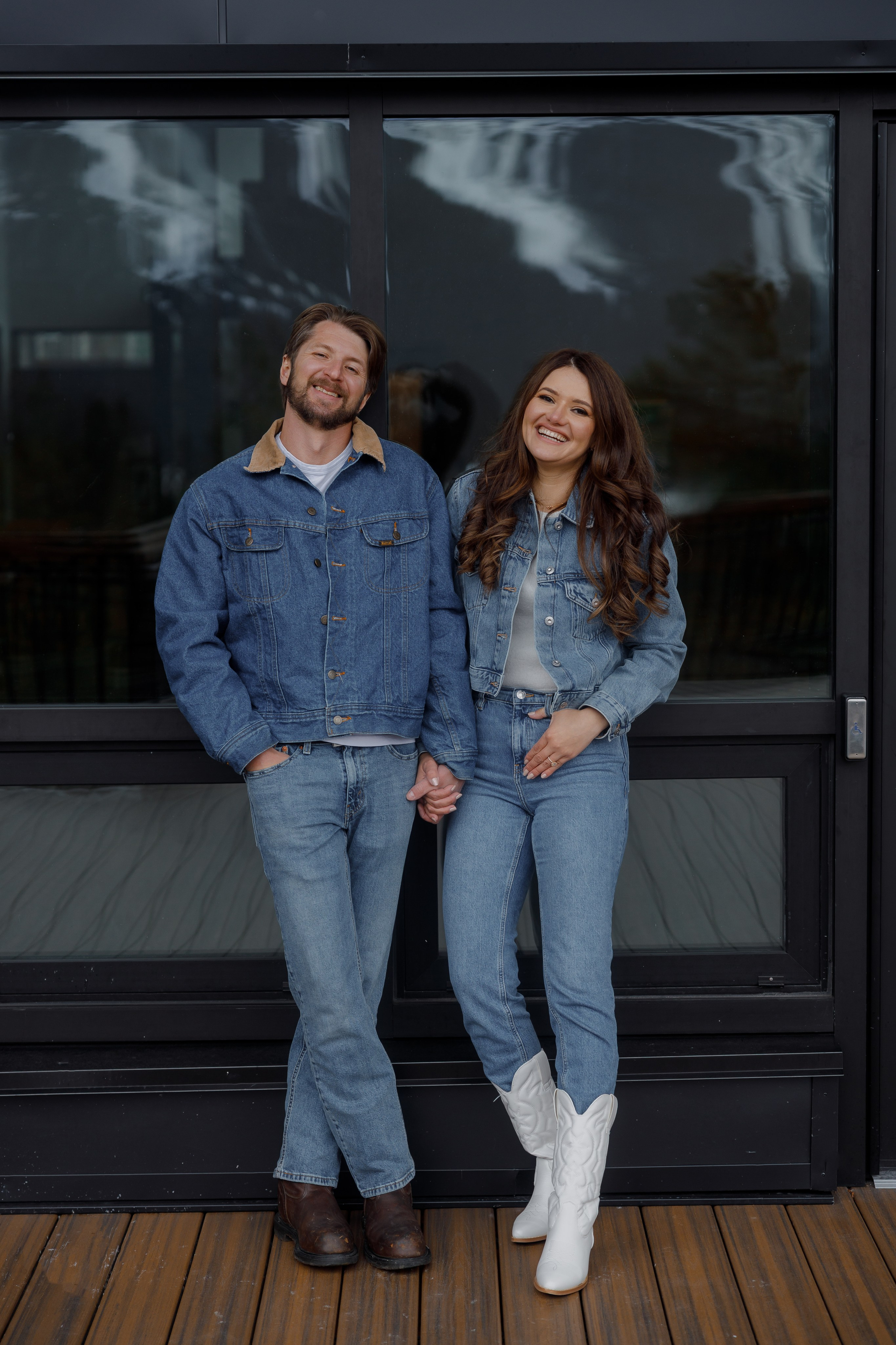 Ski engagement session. Photographer Elvira Hryshchenko