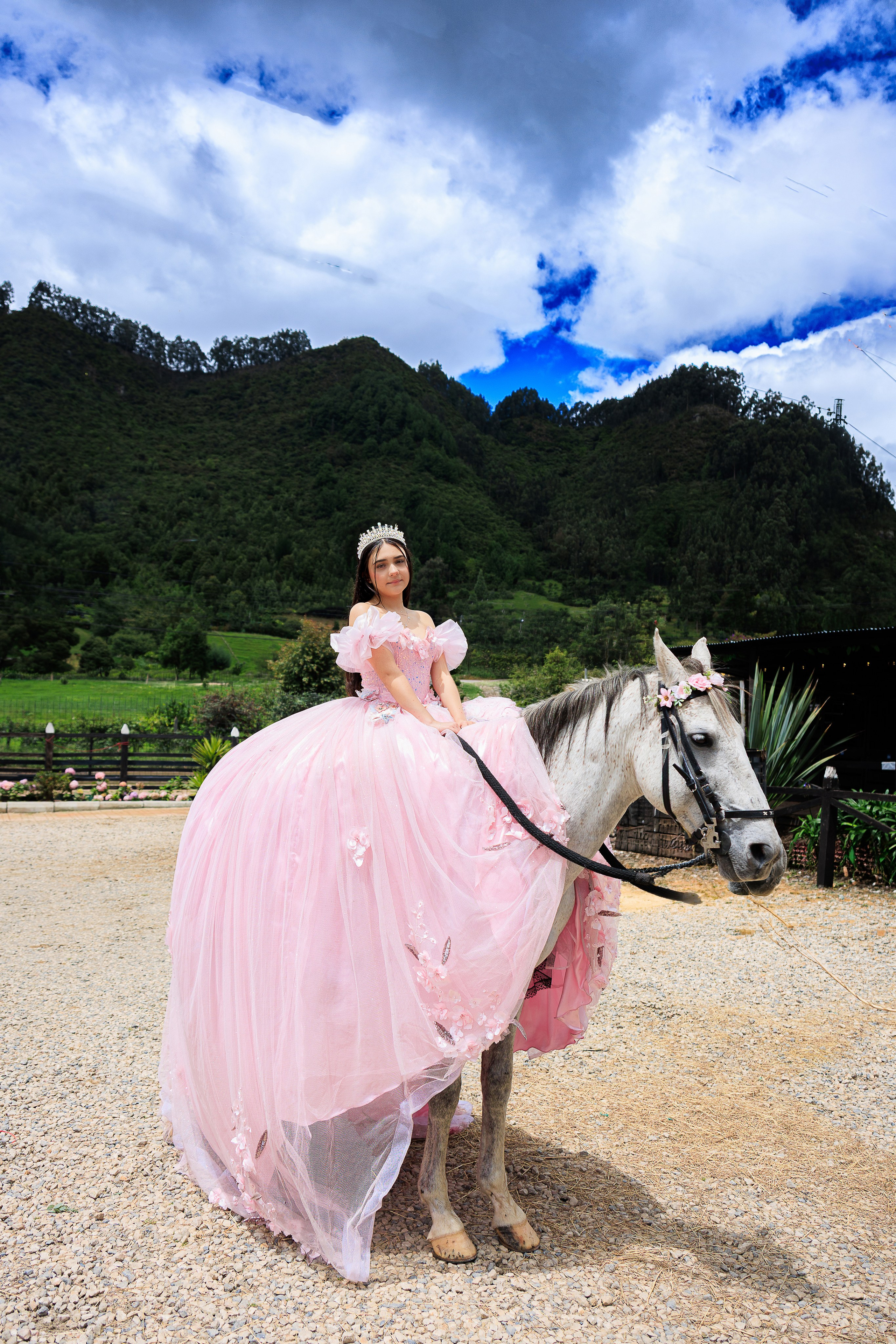 Sesión de Quinceañera Laura en Bogotá | Fotos de 15 Años