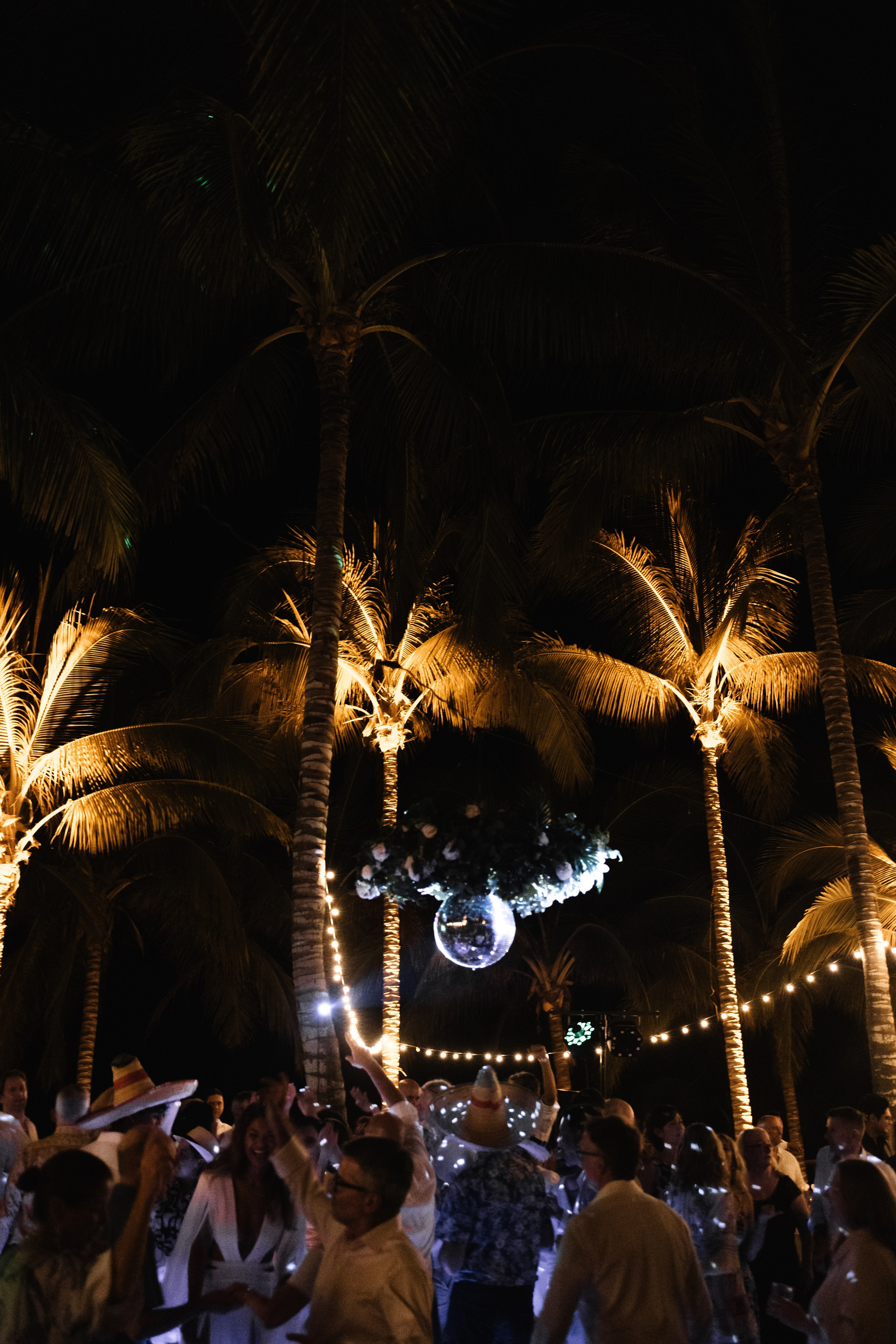Cabo wedding photographer and videographer