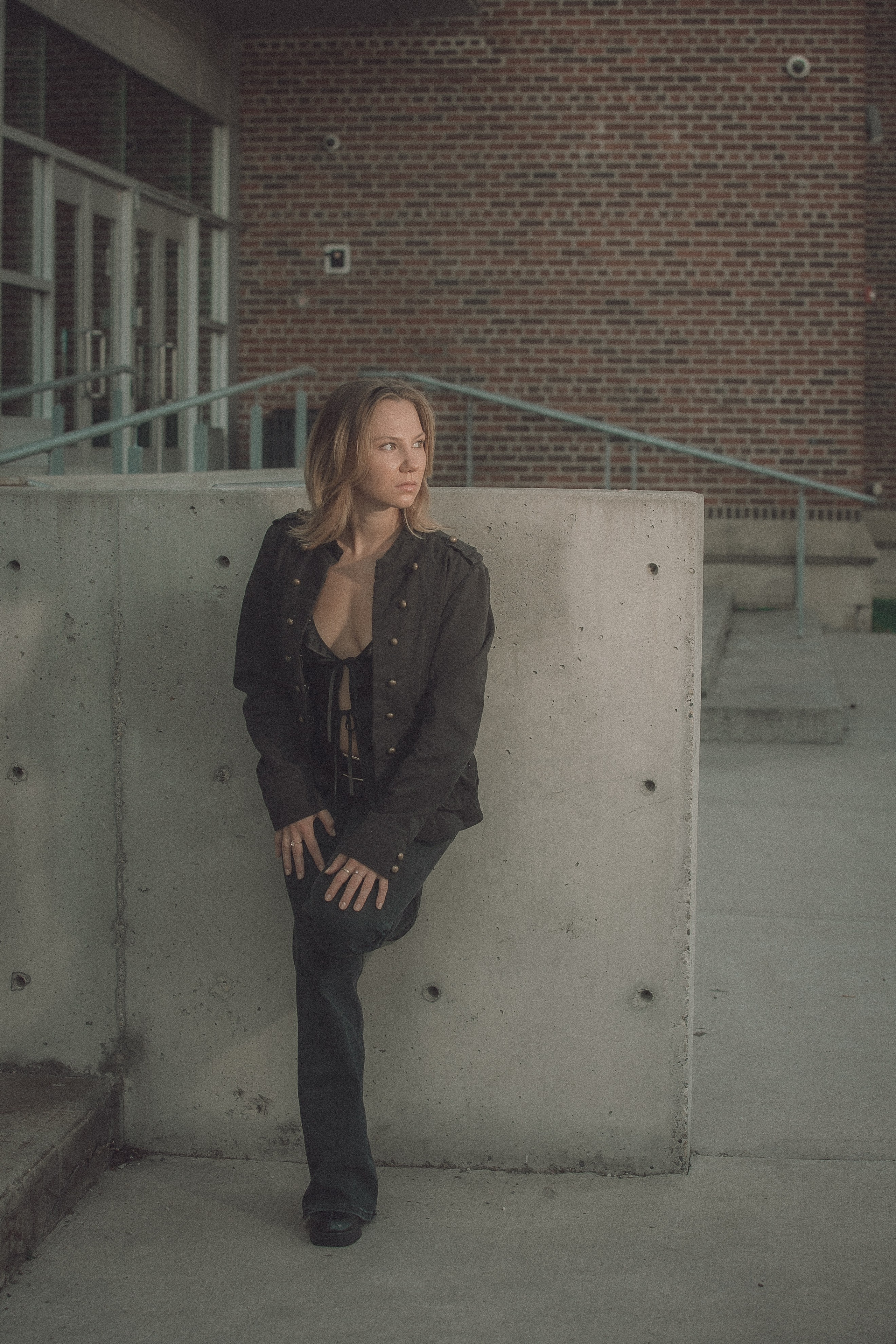 AVA. PORTRAIT AND LIFESTYLE PHOTOGRAPHER