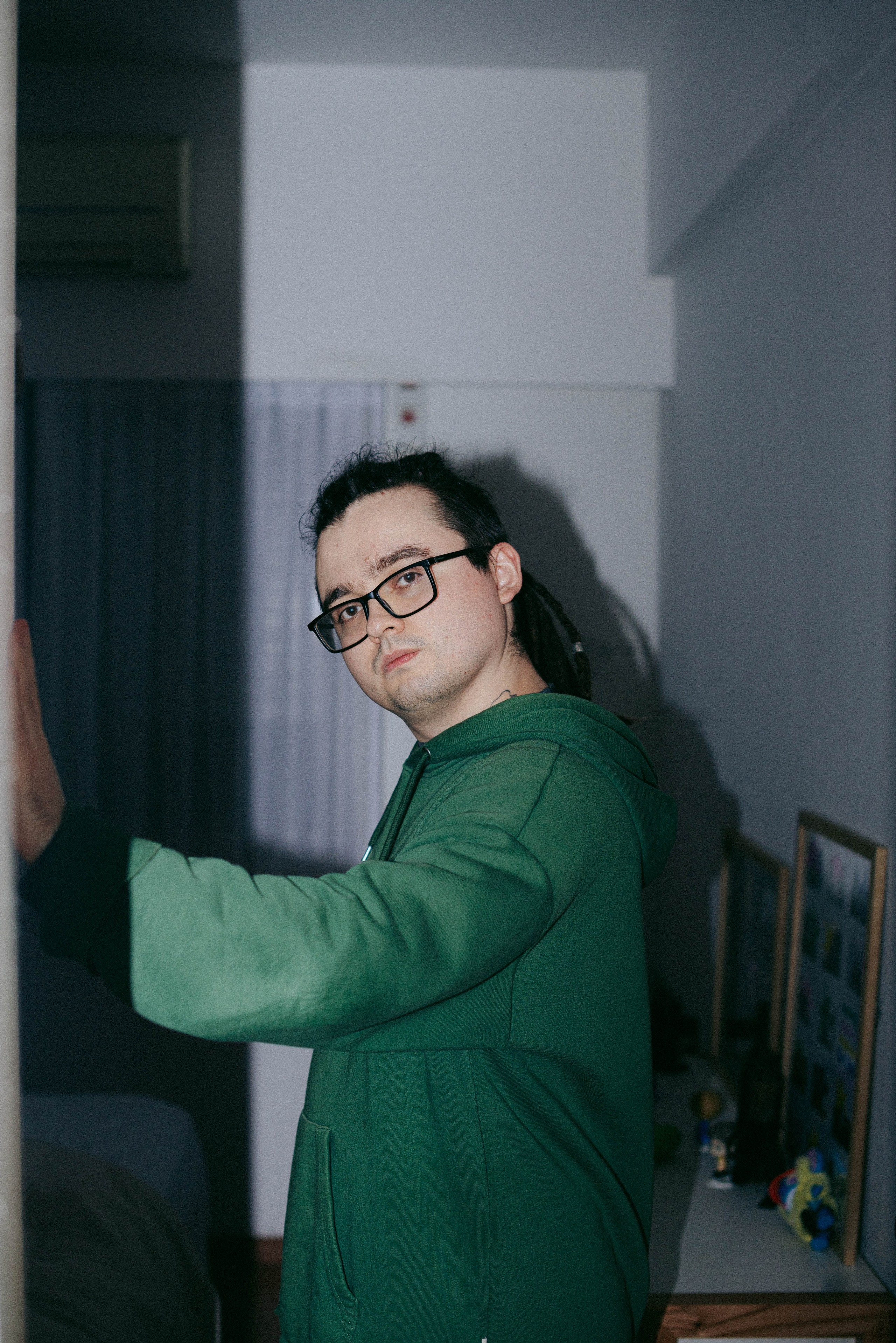 I Bought a Tiny Flash. Photographer @elmirkami in the city of Buenos Aires