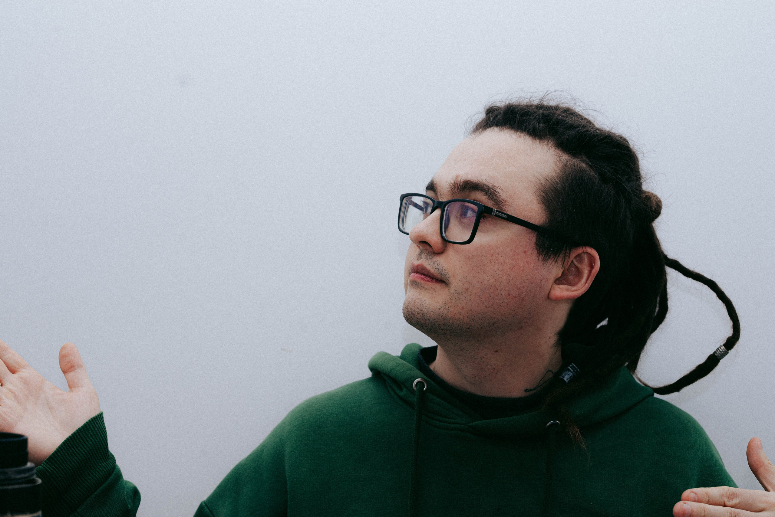 I Bought a Tiny Flash. Photographer @elmirkami in the city of Buenos Aires