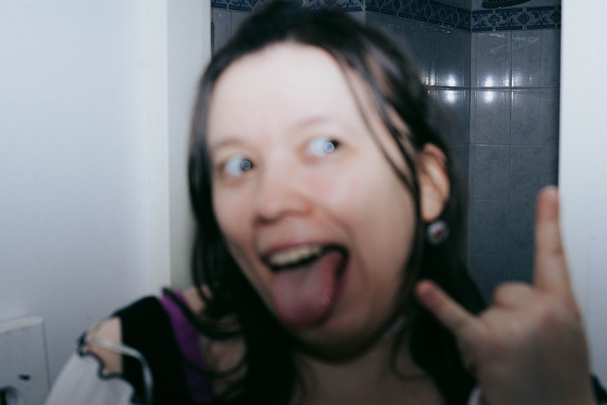 I Bought a Tiny Flash. Photographer @elmirkami in the city of Buenos Aires