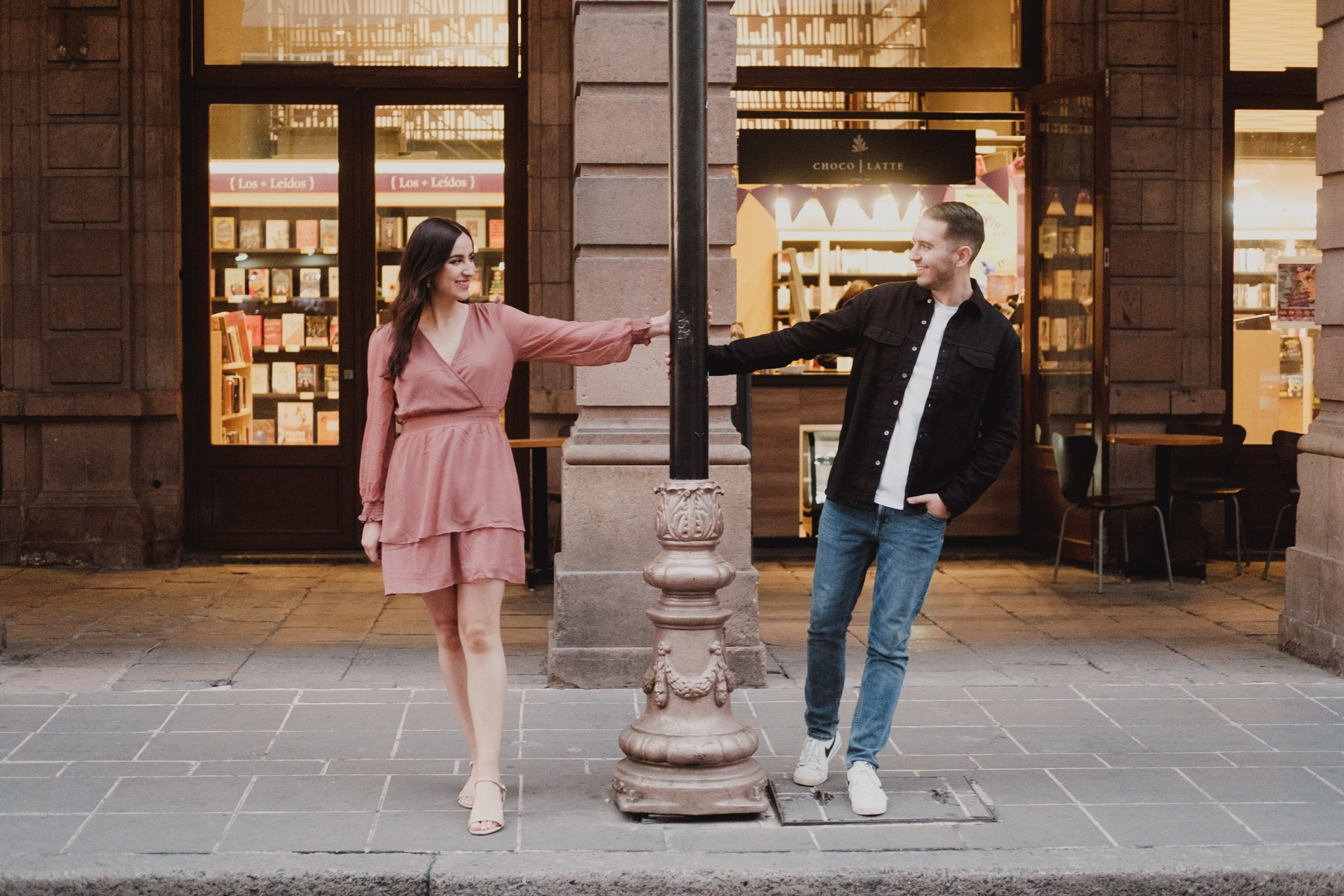 Sofía y Sergio: Sesión pre boda en la sierra de Alvarez. Fotógrafo de bodas