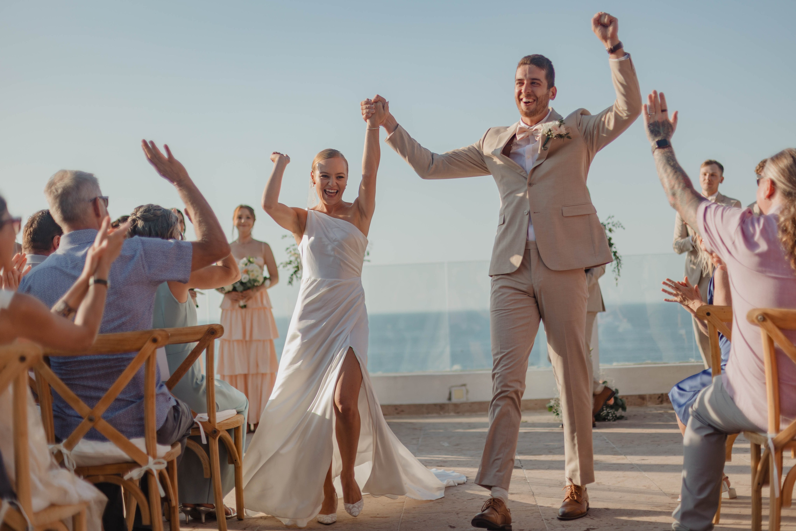 A Wedding at Casa Azul Profundo: Timeless Vows in Puerto Vallarta. Fotógrafo de Bodas en Puerto Vallarta y Riviera Nayarit | VL photo & film