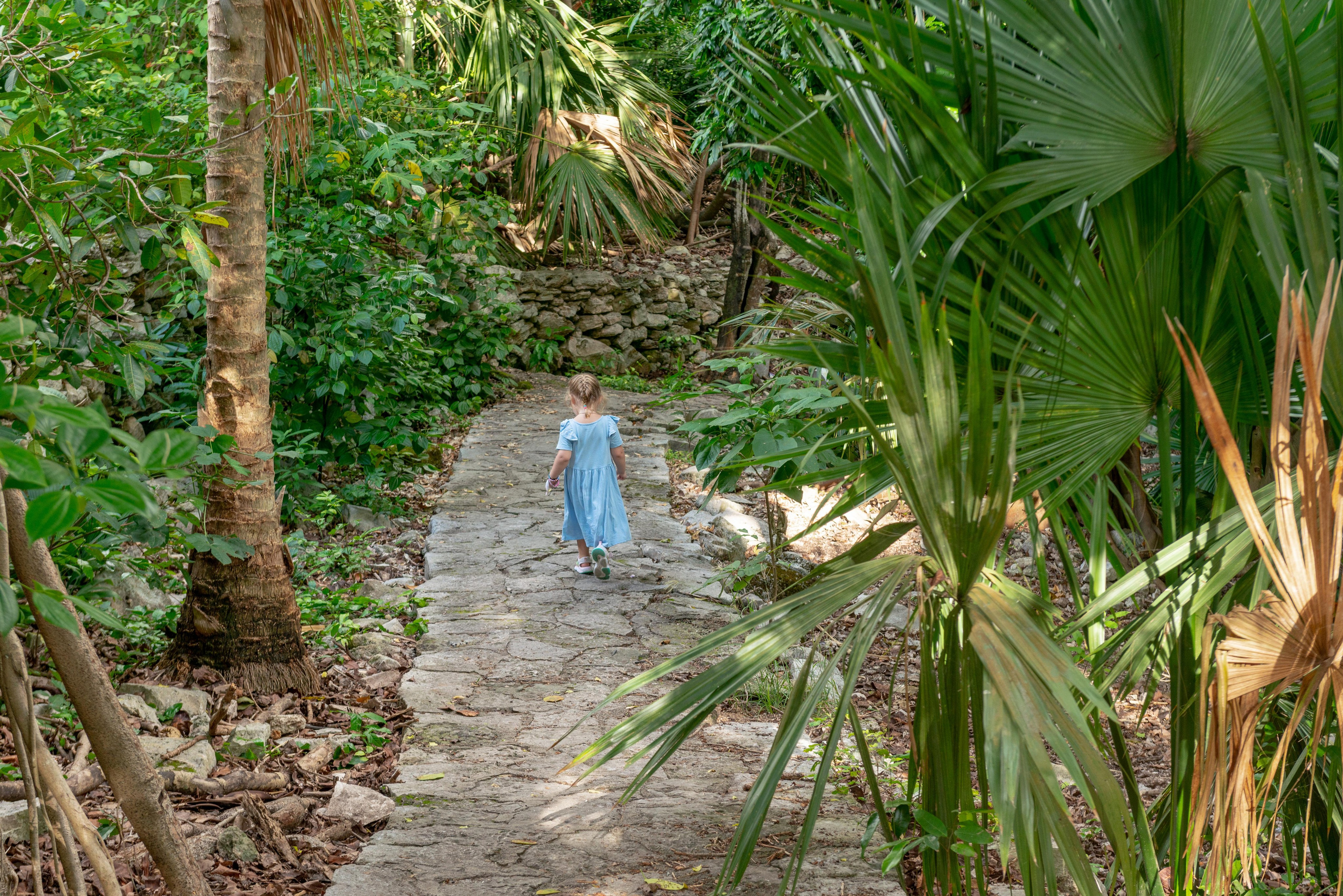 Family Maternity Photoshoot: Waiting for a New Miracle. PHOTOGRAPHER QUINTANA ROO
