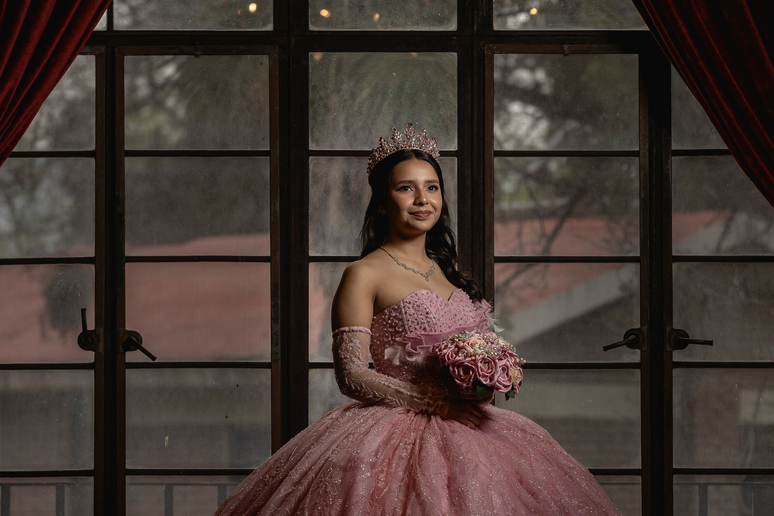María Regina XV — Una noche escrita en sueños. Lg Fotografia