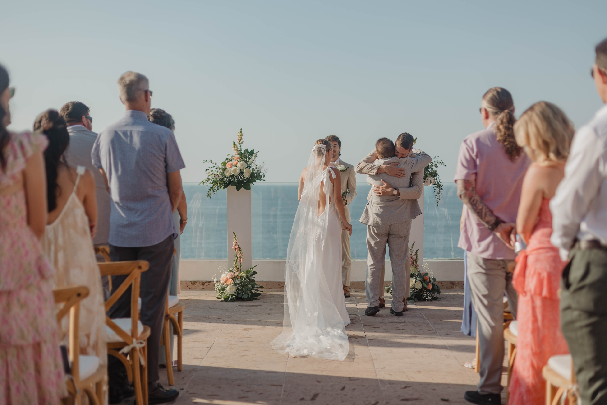 A Wedding at Casa Azul Profundo: Timeless Vows in Puerto Vallarta. Fotógrafo de Bodas en Puerto Vallarta y Riviera Nayarit | VL photo & film