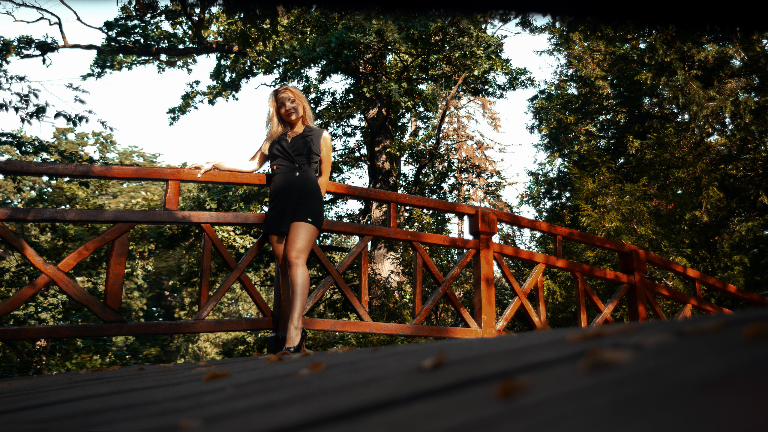 Outdoor Individual Portrait Session Edmonton | Dimitri Studio