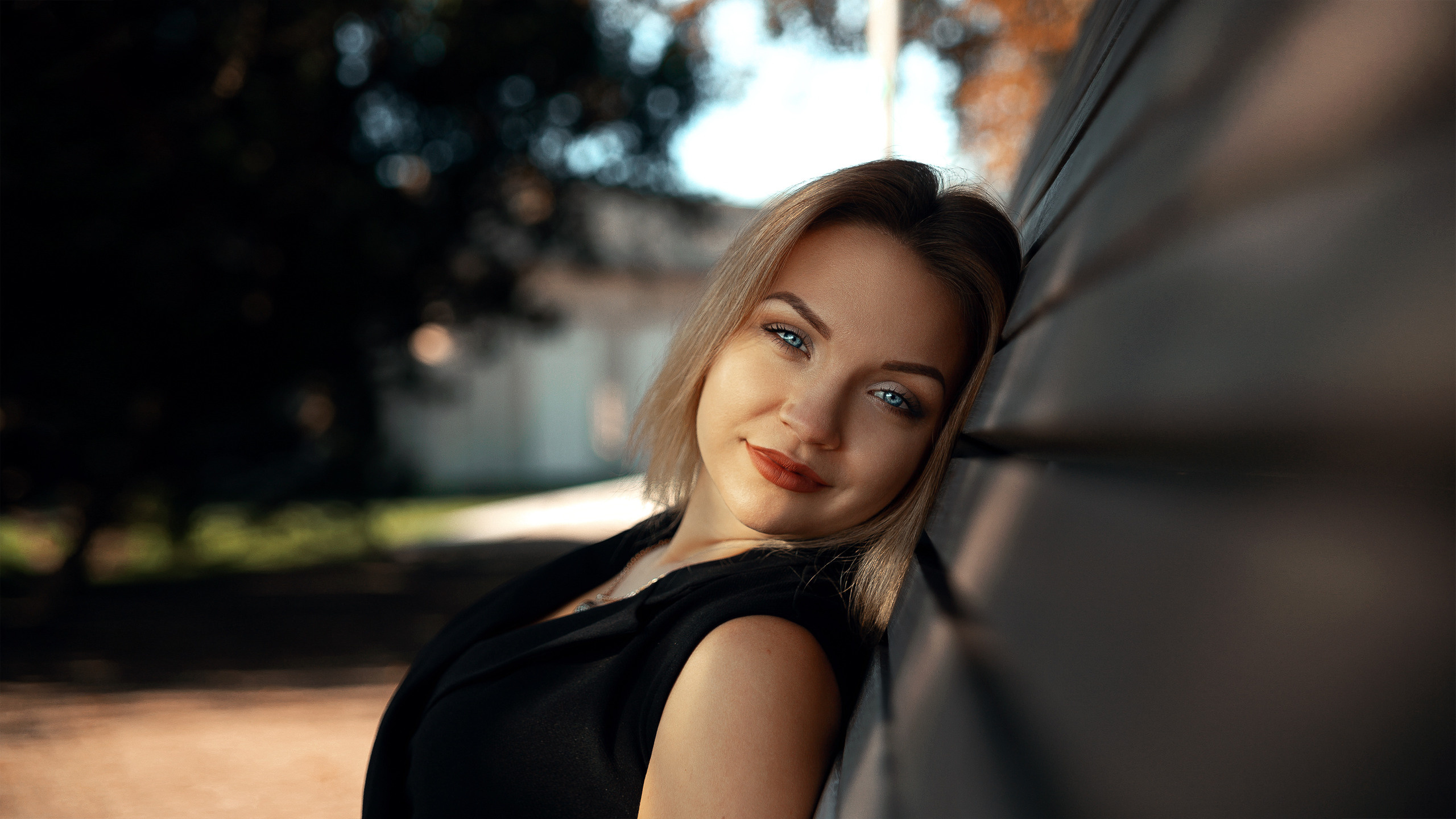 Outdoor Individual Portrait Session Edmonton | Dimitri Studio