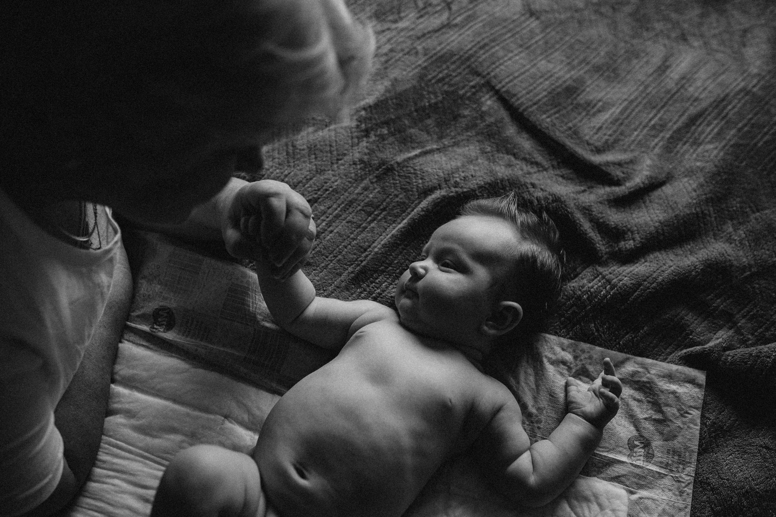Nicole 3 meses. Fotografa documental de familia e nascimento em Florianópolis SC Daria Ermolaev