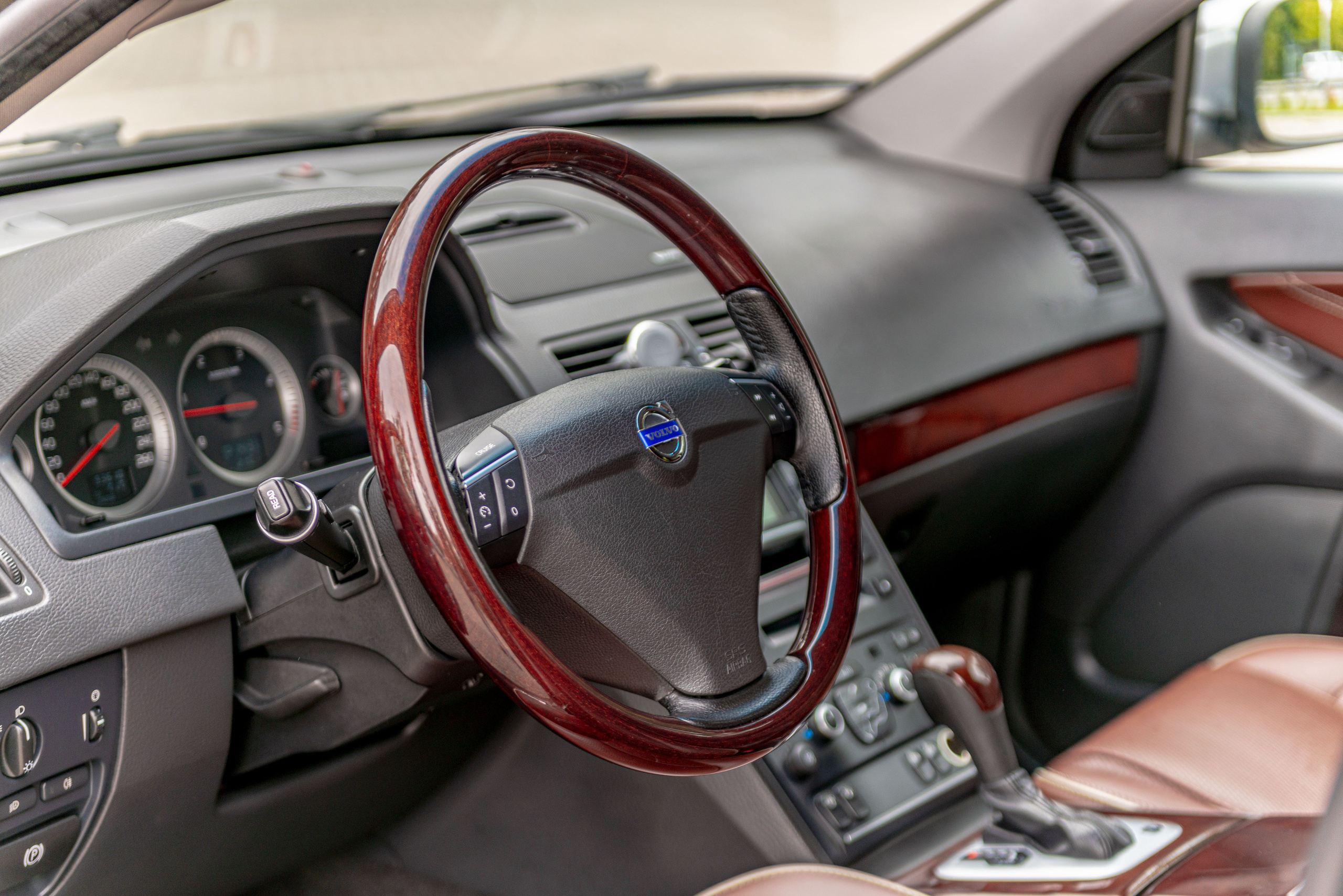Фотосъемка автомобиля Volvo XC90. PHOTOGRAPHER QUINTANA ROO