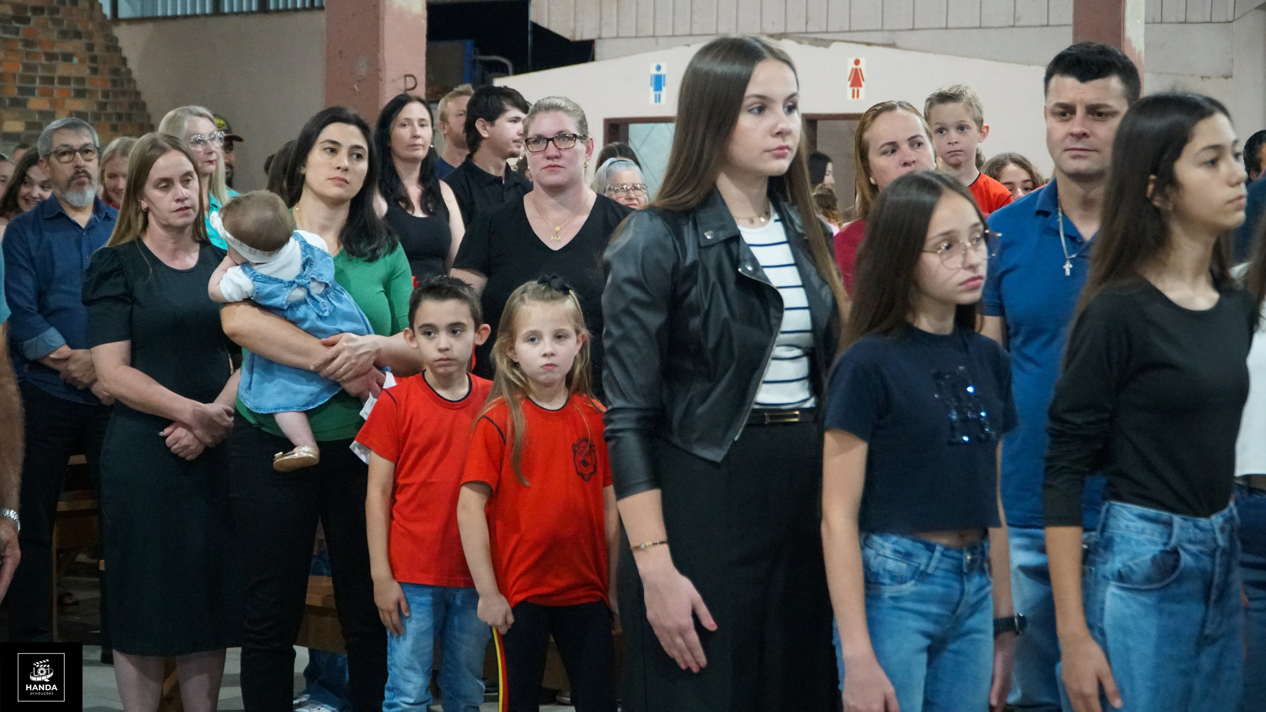 Noite autógrafos colégio Aurélio Buarque de Holanda. Fotografia e Filmagem Handa Produções
