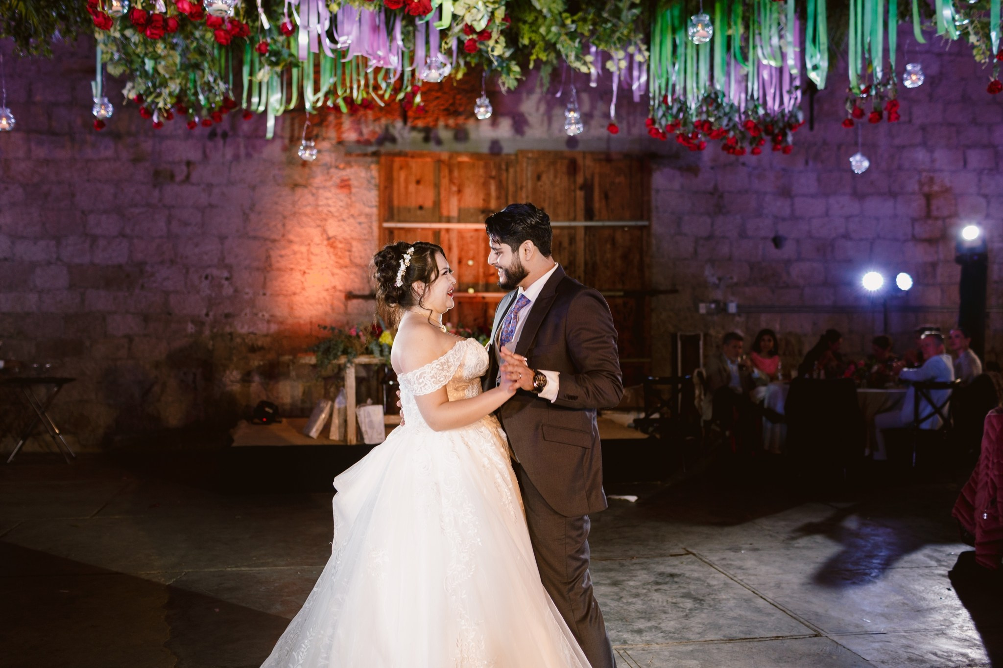Sofía y Diego: Boda en San Luis Potosí - Parque norte. Fotógrafo de bodas