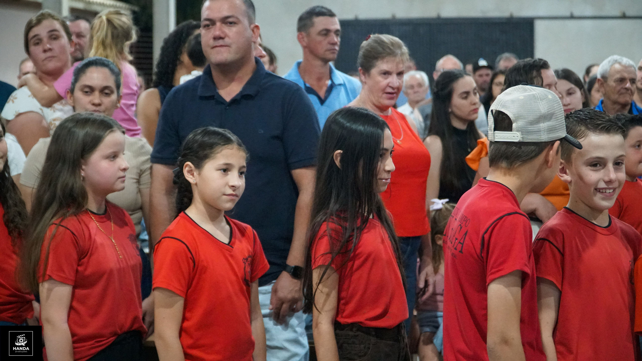 Noite autógrafos colégio Aurélio Buarque de Holanda. Fotografia e Filmagem Handa Produções