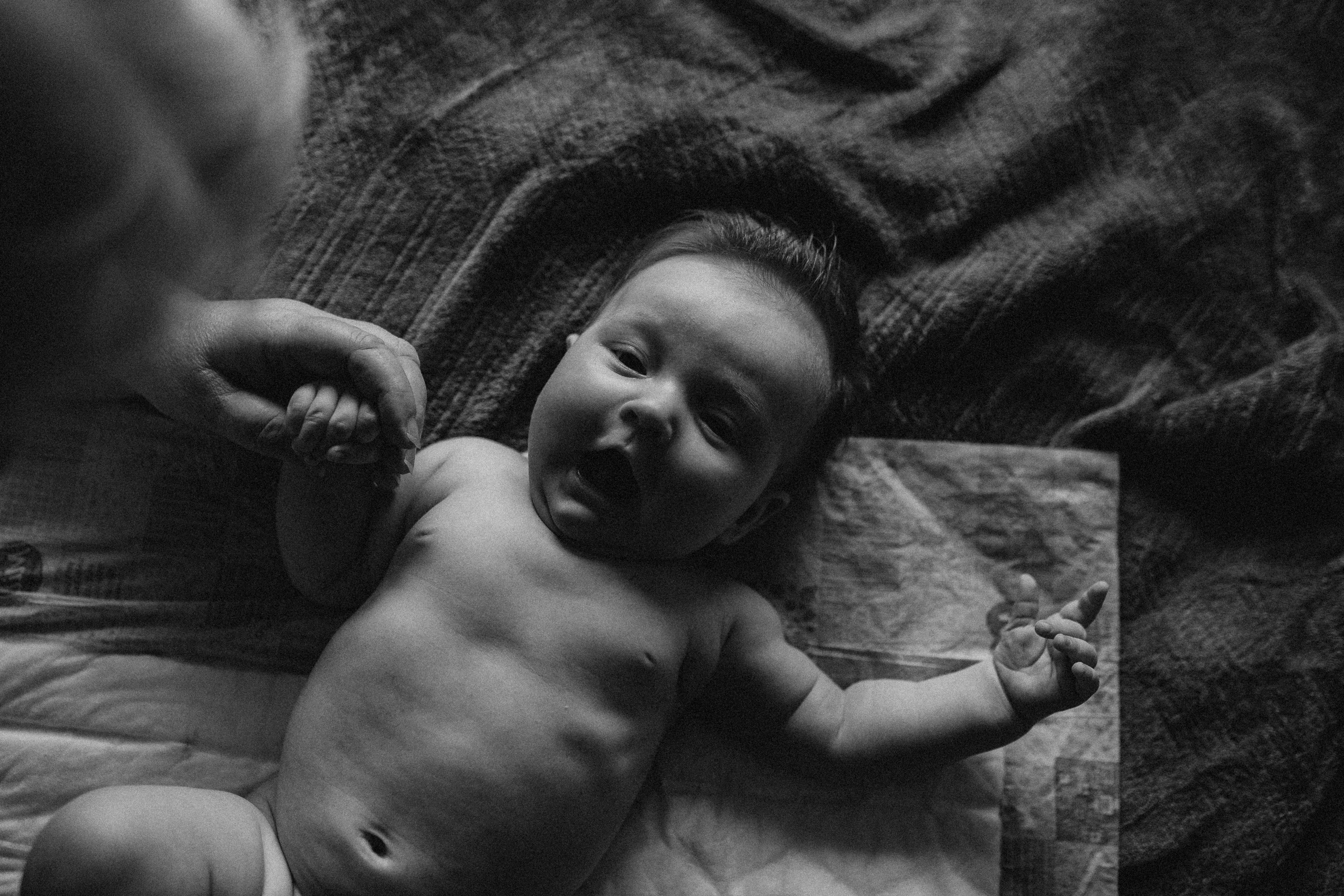 Nicole 3 meses. Fotografa documental de familia e nascimento em Florianópolis SC Daria Ermolaev