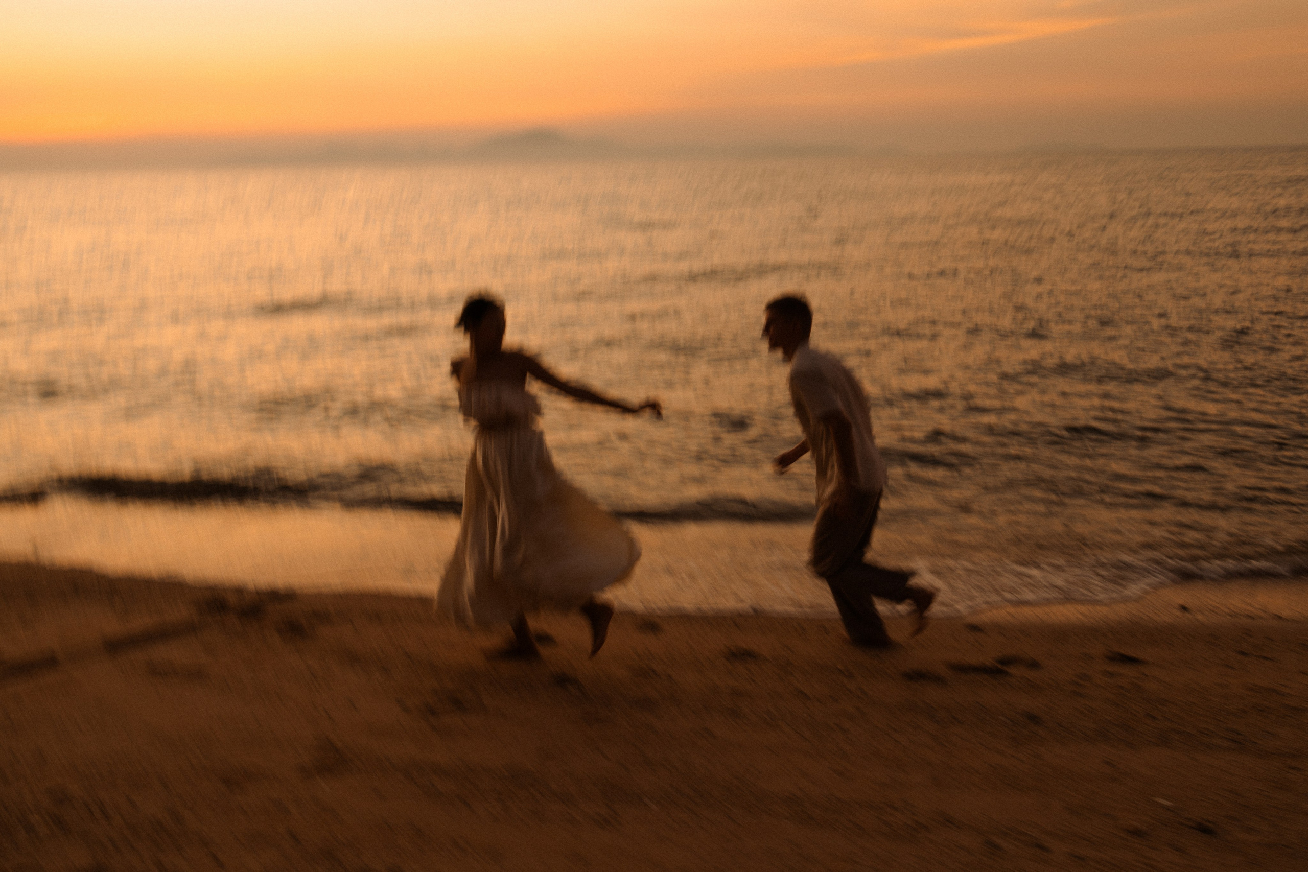 Family and wedding photographer in Bangkok, Thailand