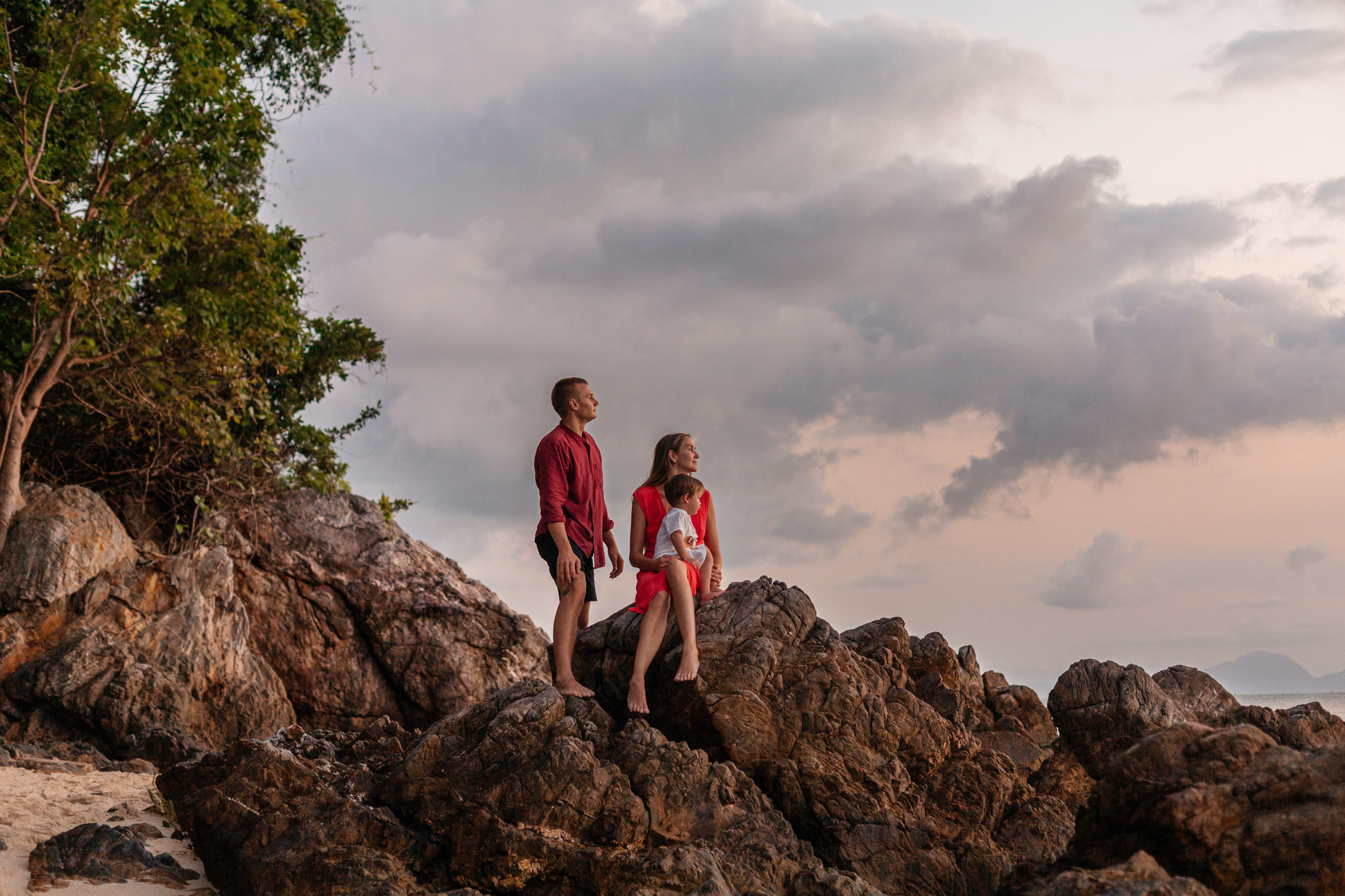 Family photography with ocean views in Koh Samui