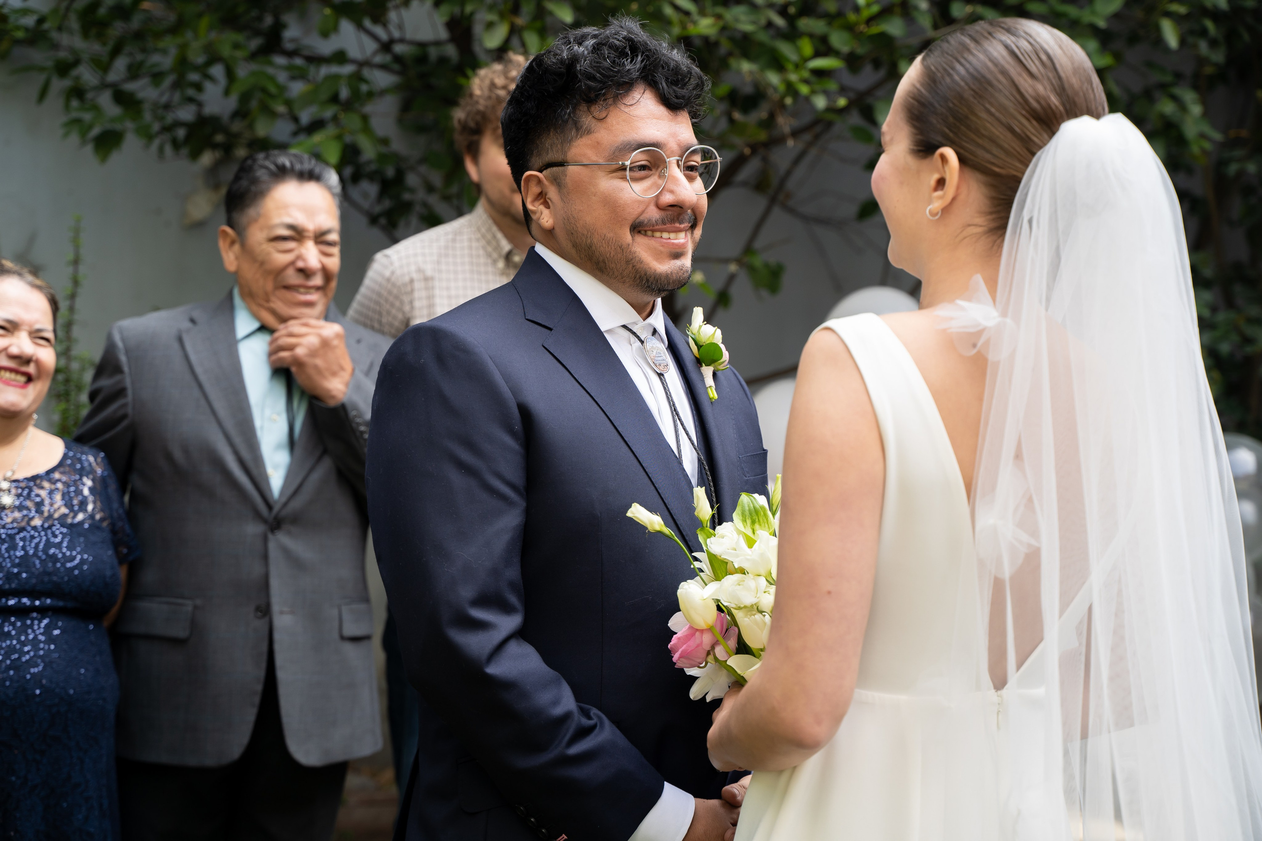Professional Mexico City photographer specializing in weddings, surprise proposals, horse photo sessions and private events in Chapultepec. Ekaterina Frolova photography