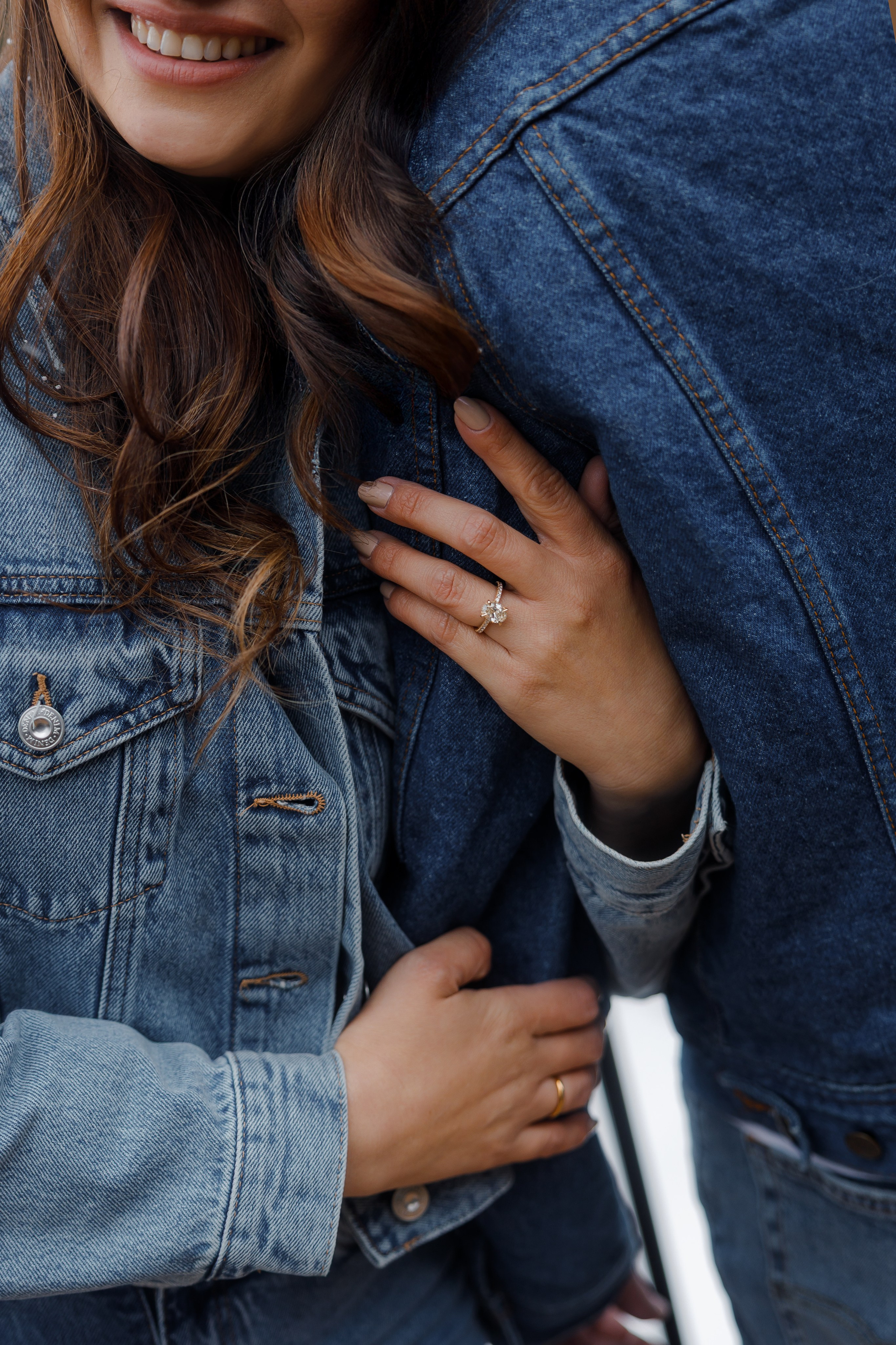 Ski engagement session. Photographer Elvira Hryshchenko