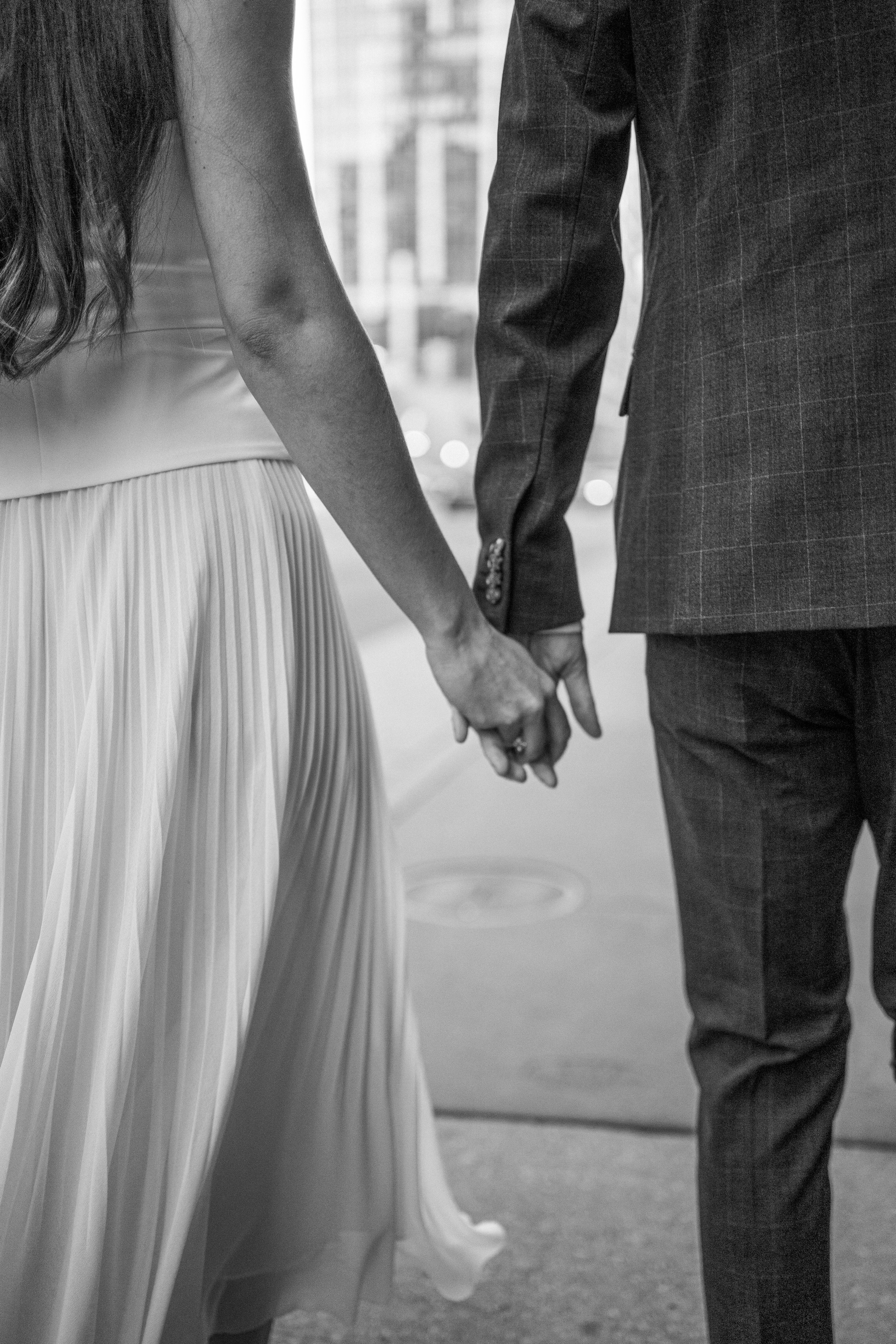 Windsor, Ontario wedding photography highlighting the parents and family members.
