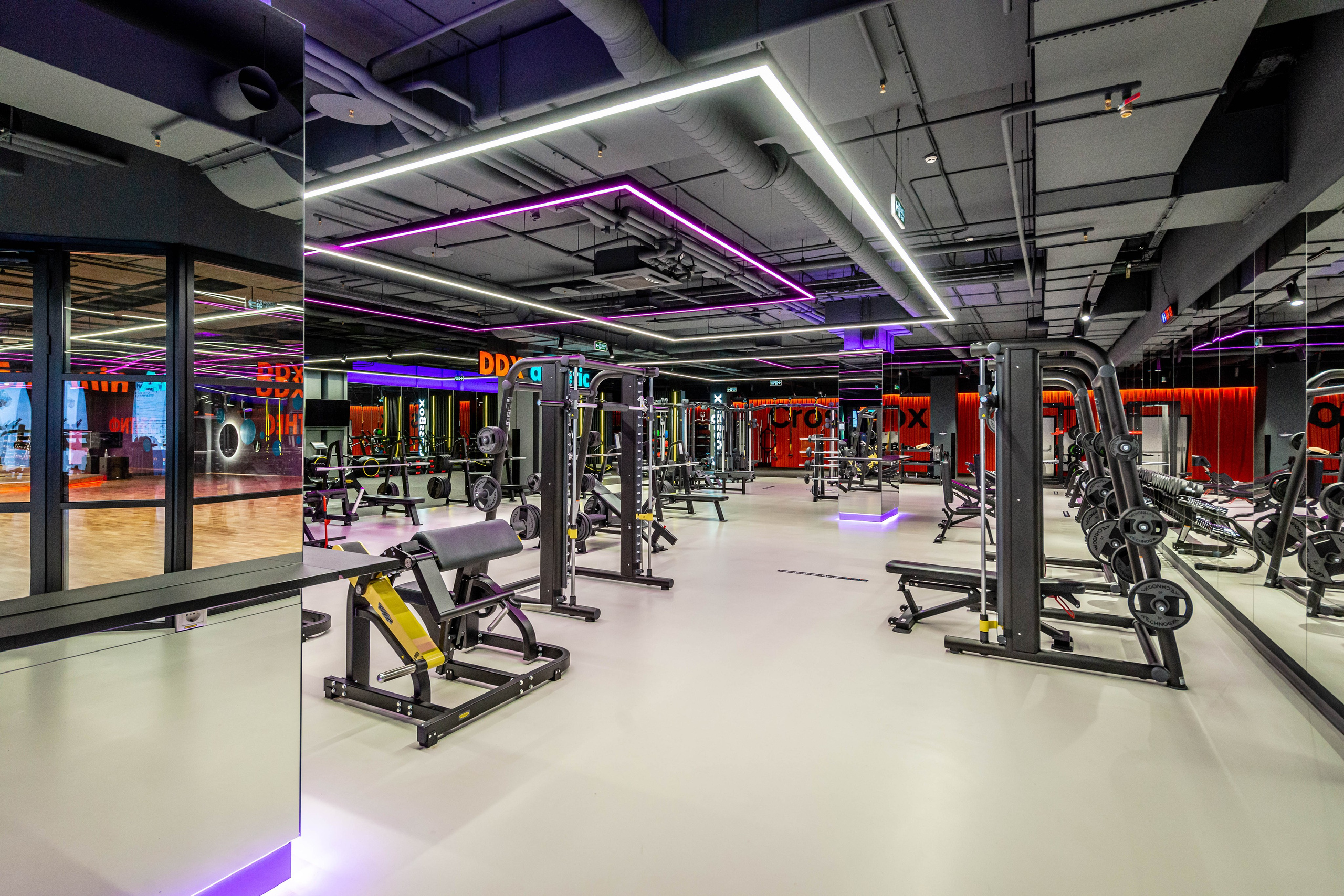 Фитнес-клуб DDX Fitness в Ростокино. ФОТОГРАФ МЕКСИКА КИНТАНА-РОО