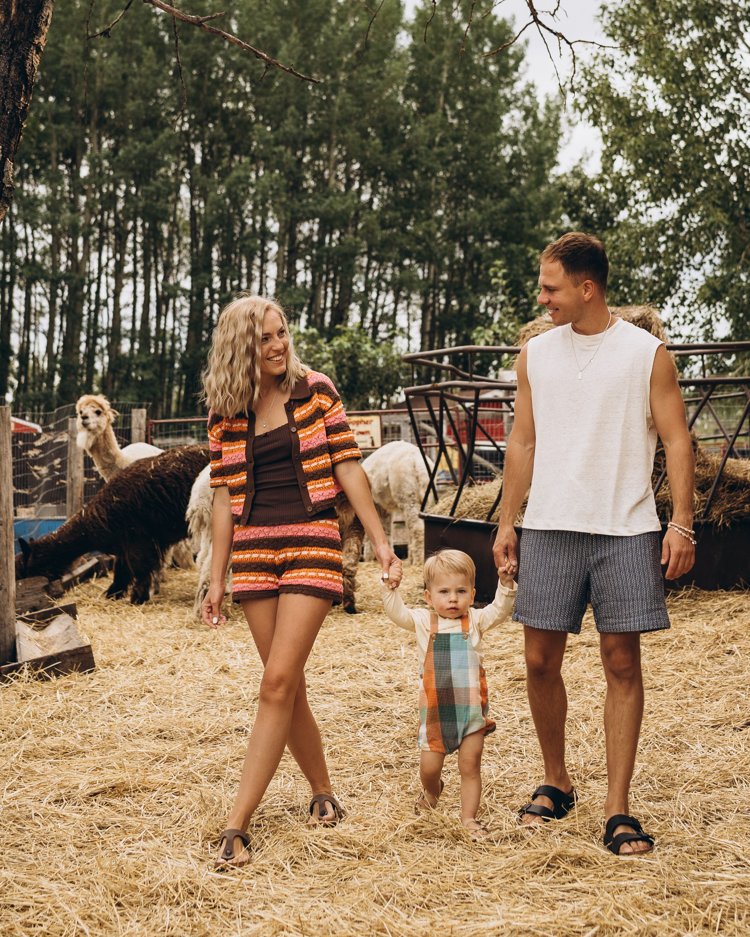 Roksolana & fam. Calgary Wedding & Lifestyle Photographer — Yevhen Polishchuk