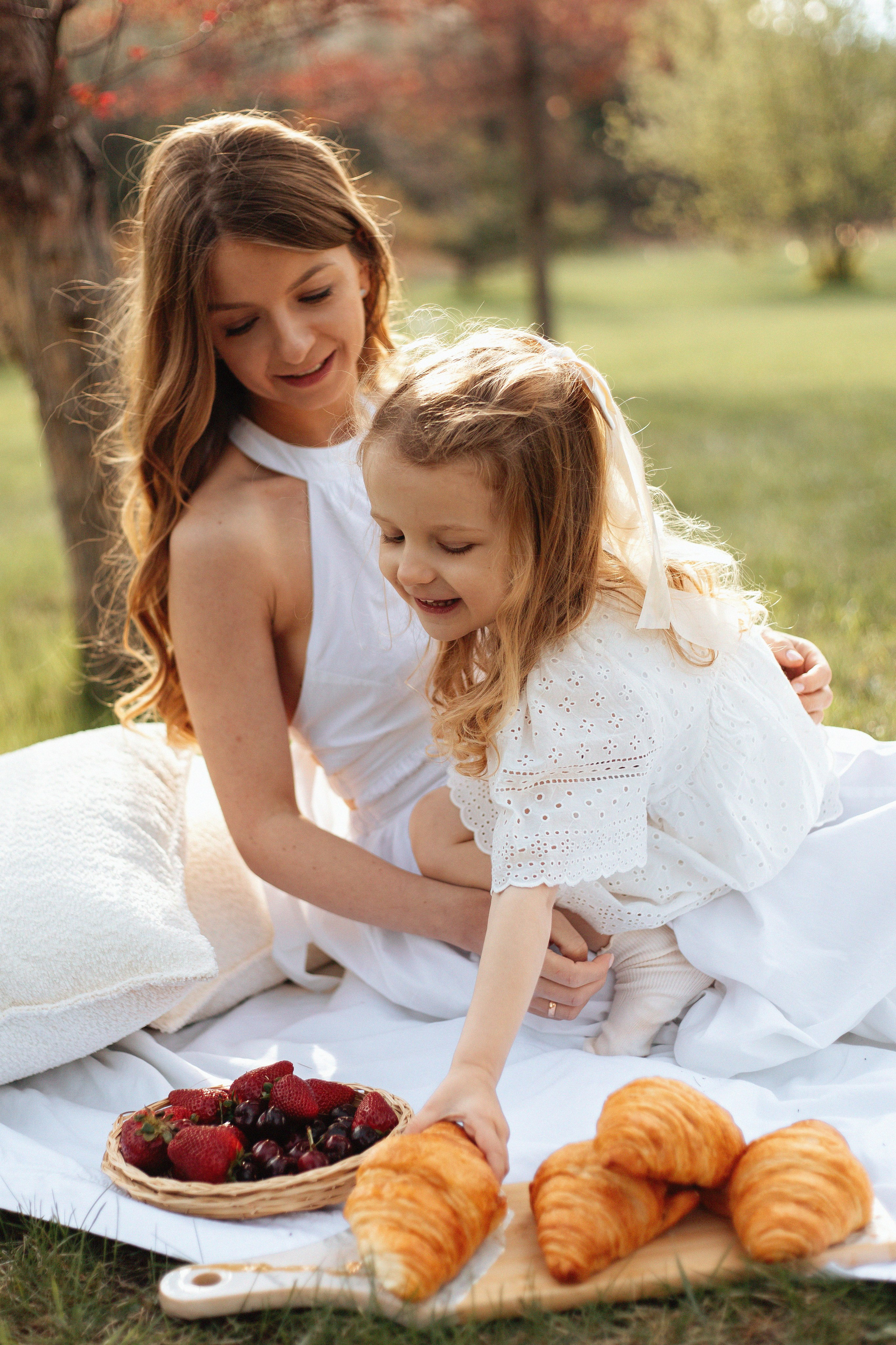 Mother & daughter story. Photographer Elvira Hryshchenko
