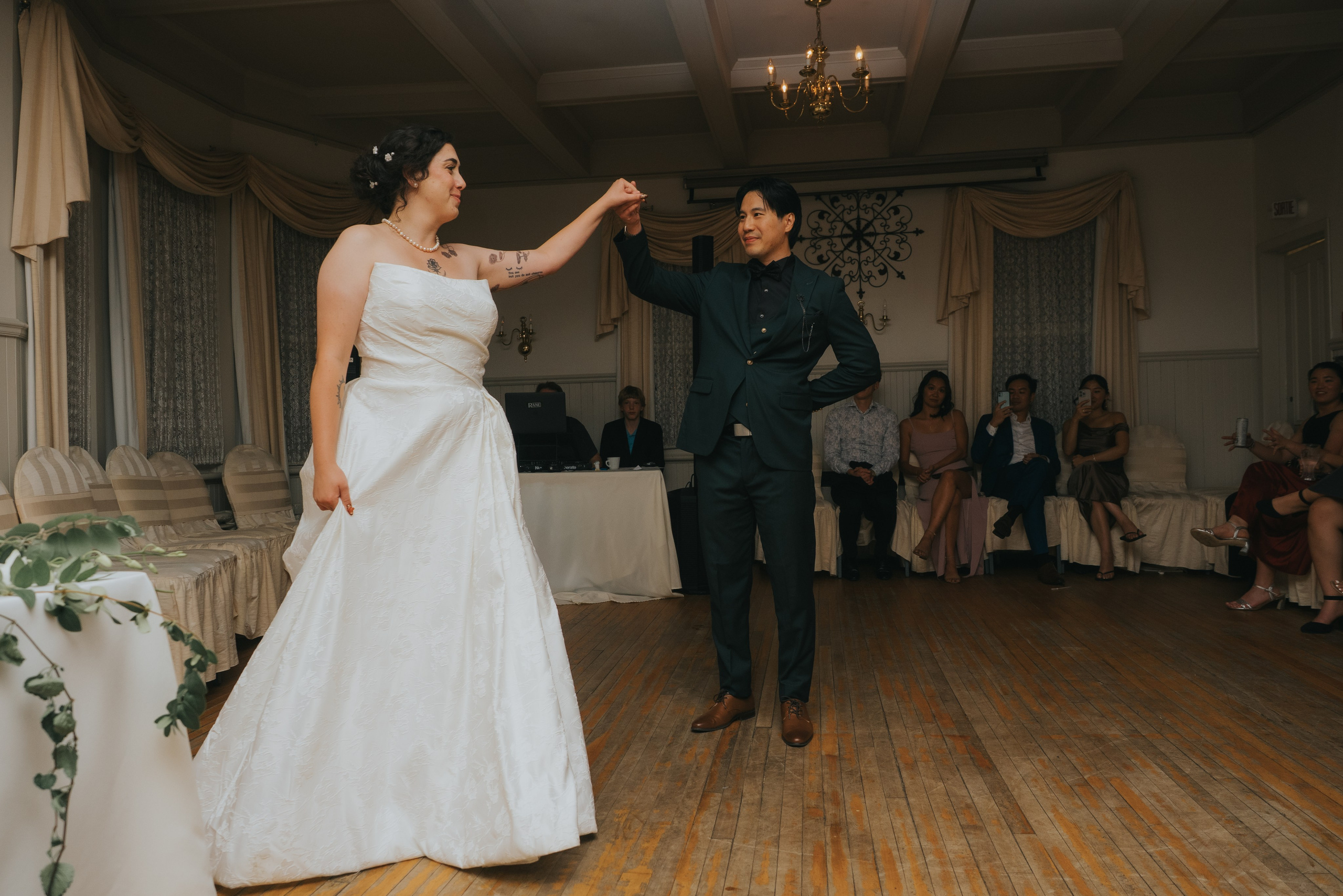 Camille & Dinh. Wedding and Family Photography Montreal Muriel Oe Photo