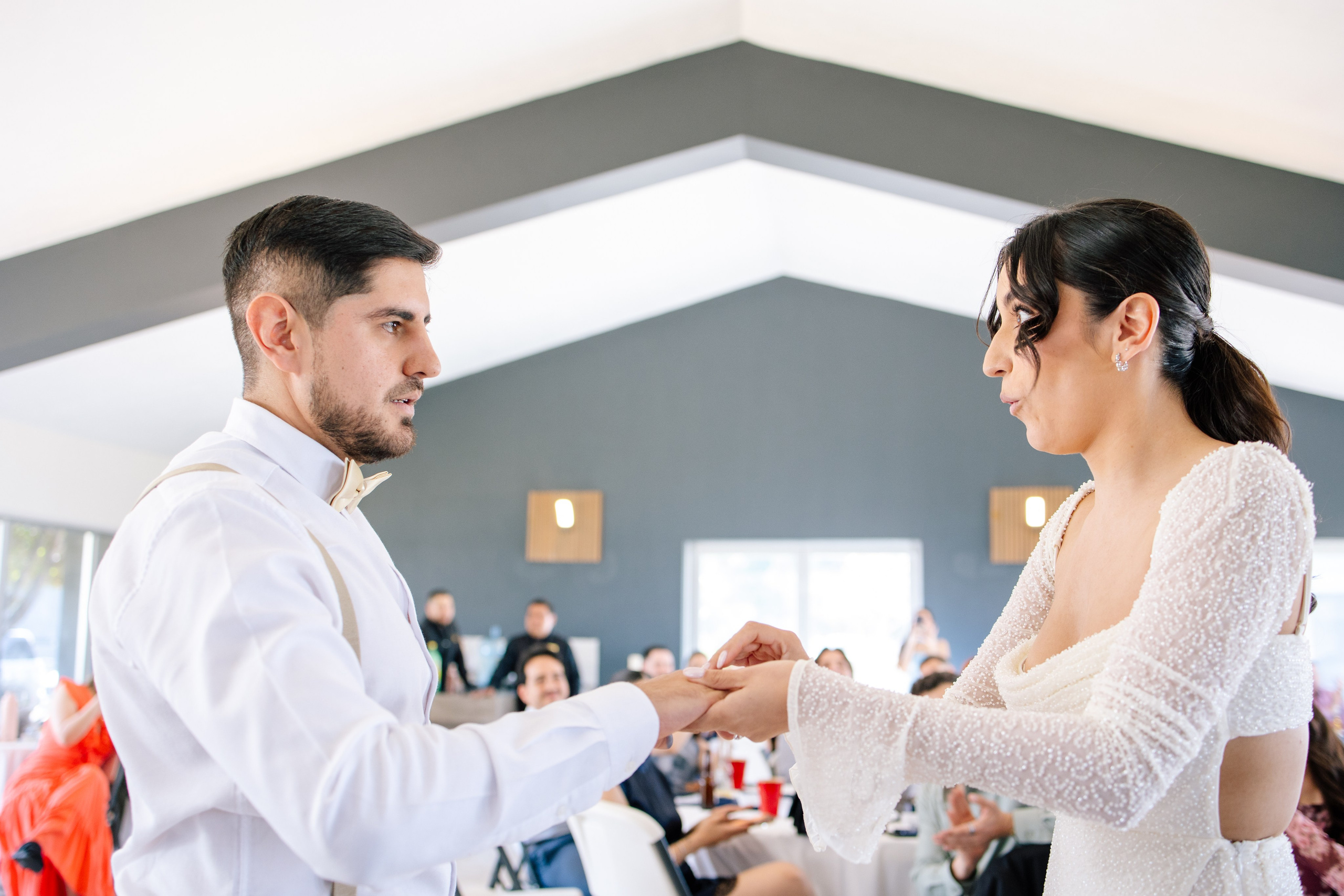 Civil. Wedding Photographer Ruth Preciado