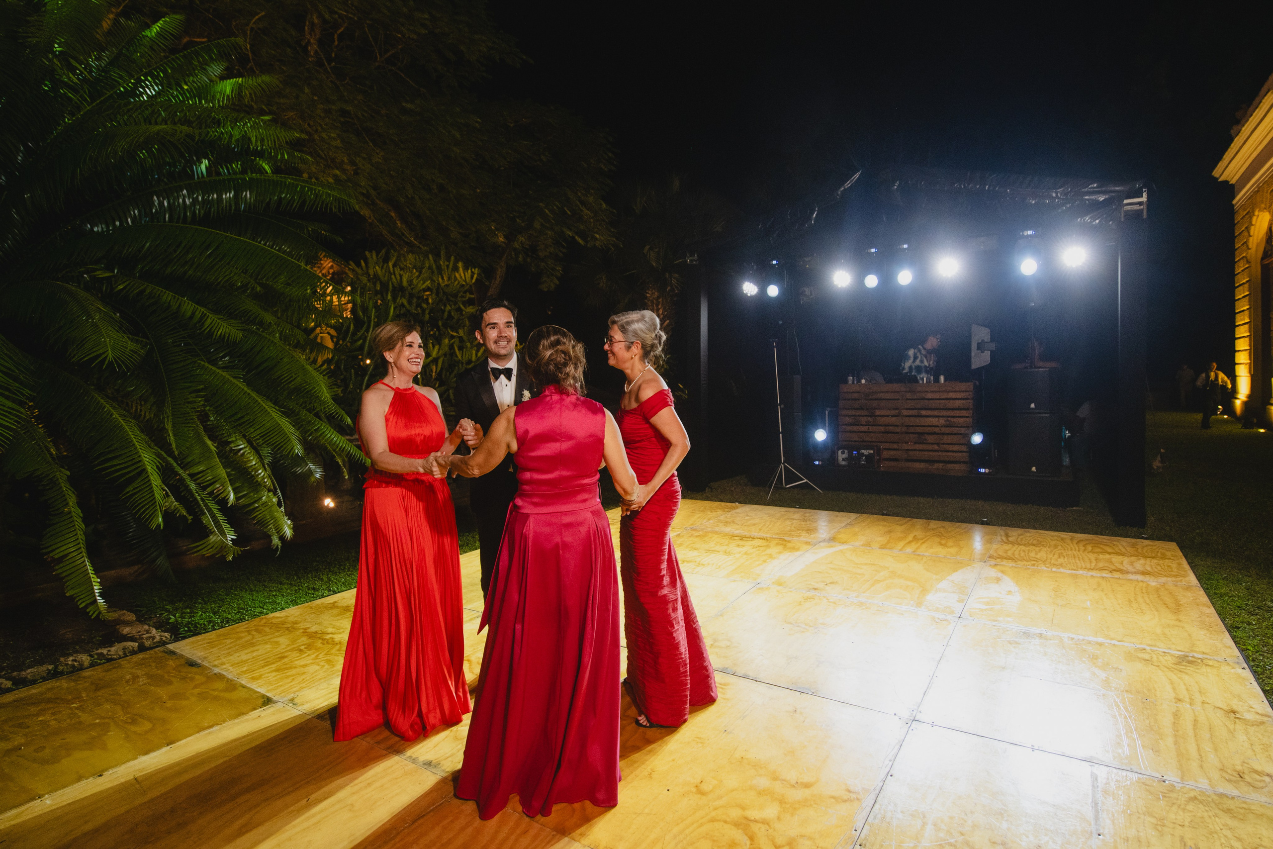 Sasha & Mike. Antonio Soberano Photography