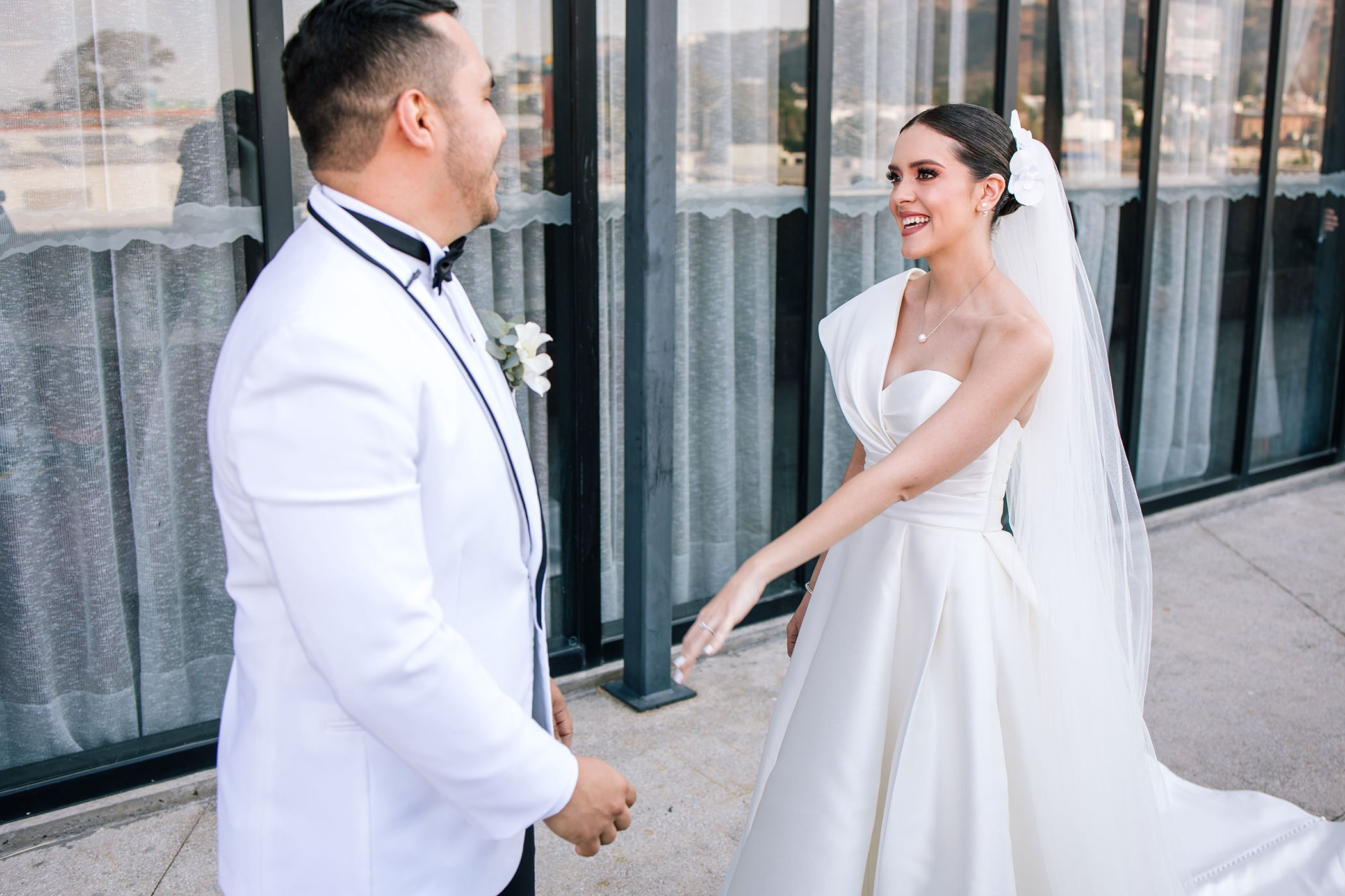 Formal. Wedding Photographer Ruth Preciado