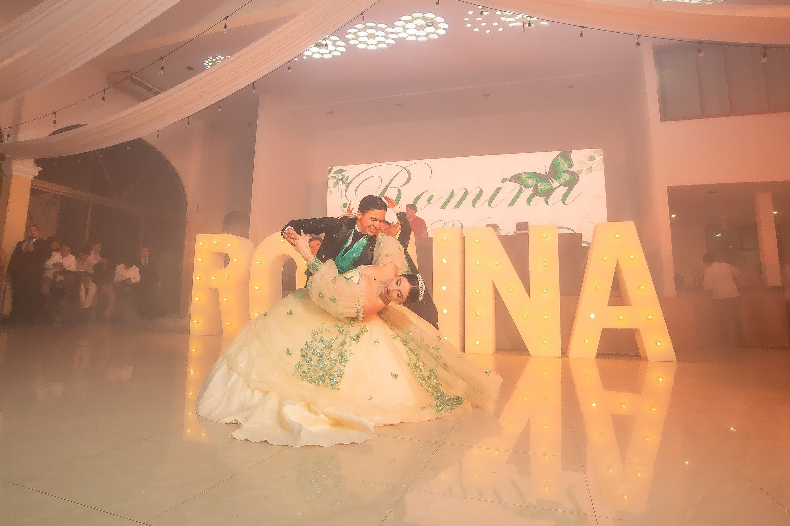 XV AÑOS ROMINA. Simón Enríquez Studio