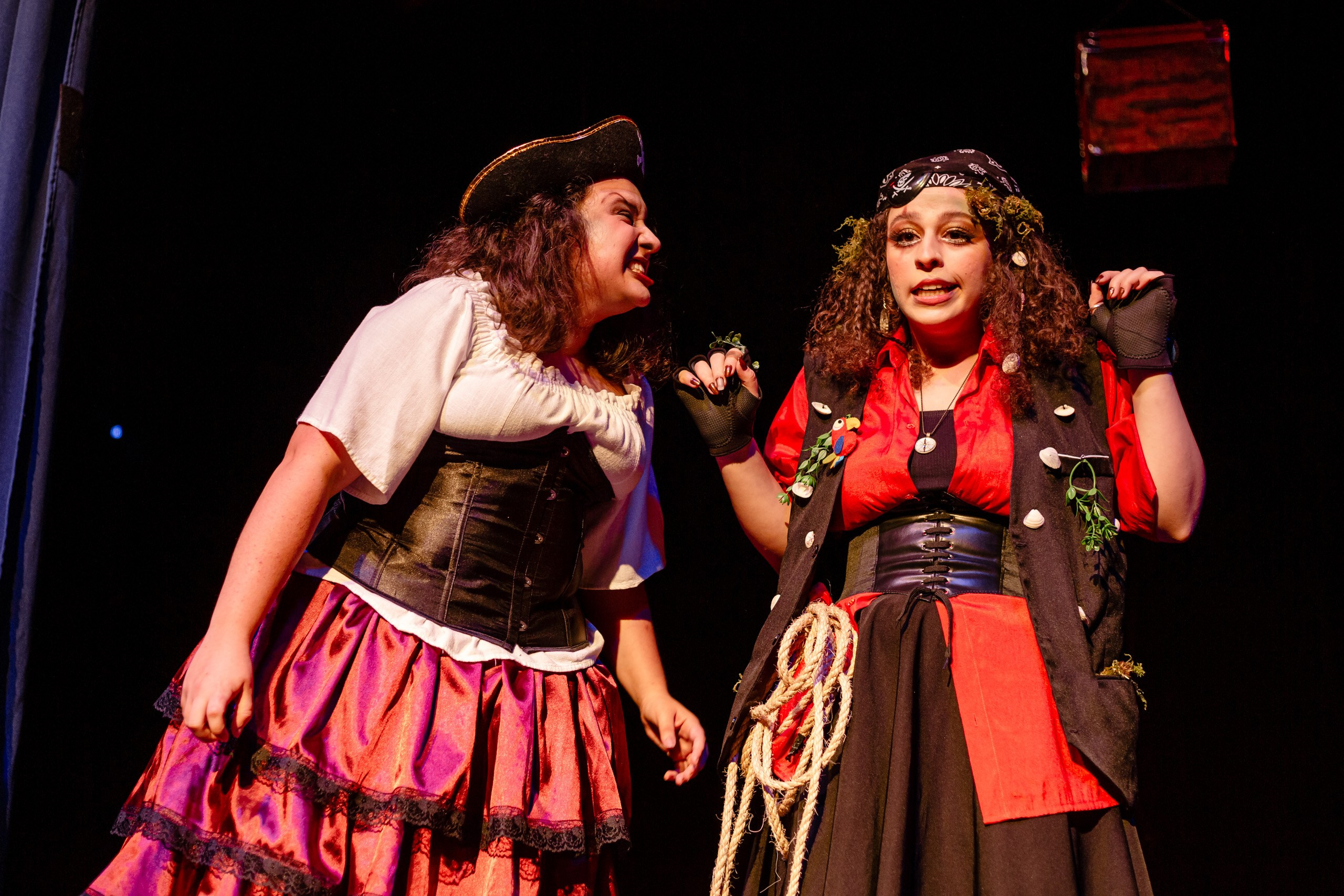 Fotografia de Espetáculo Pluft: O Fantasminha do grupo de teatro Anchieta Arte Cênica