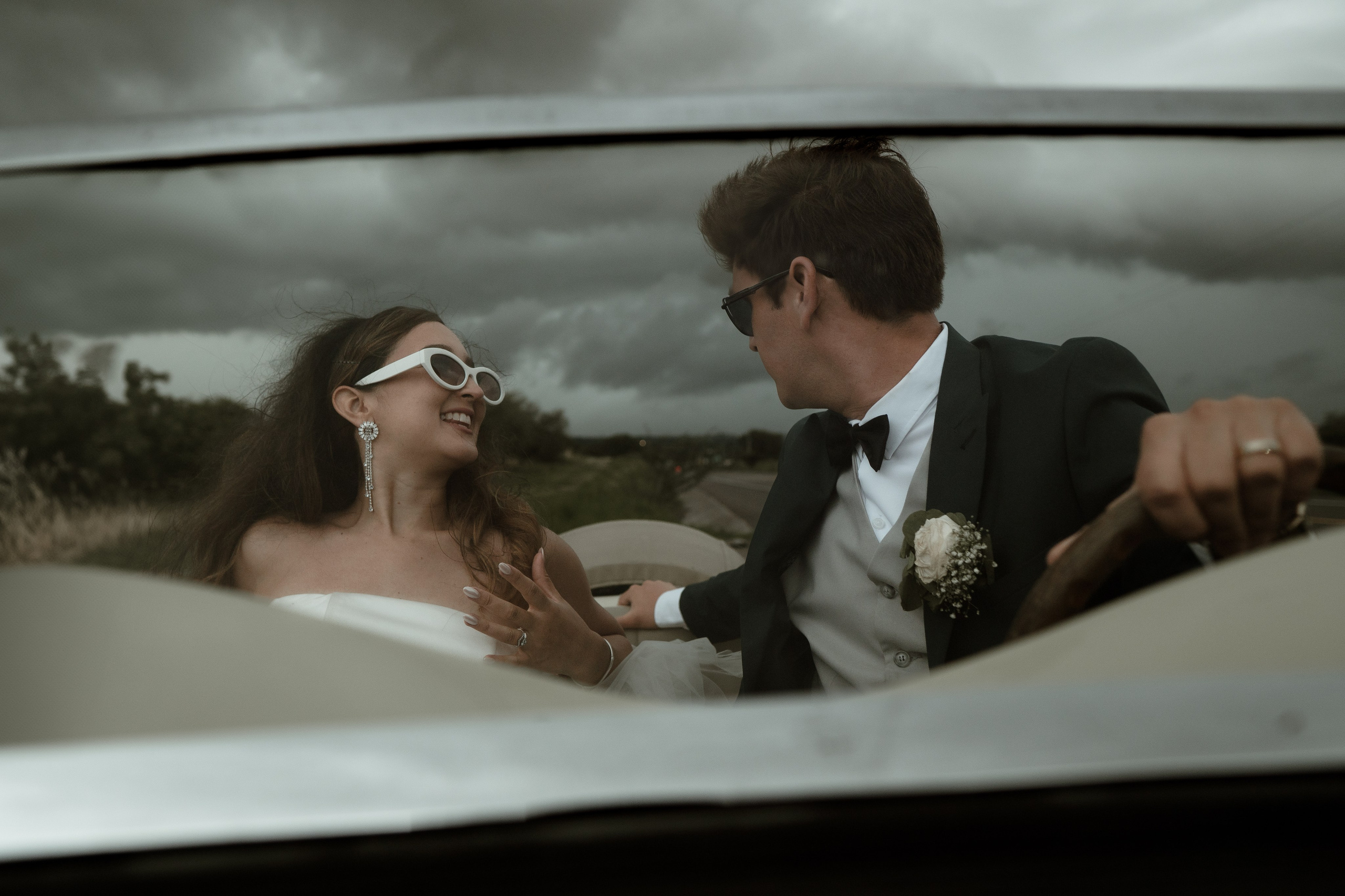 Jorge y Liliana. TWO MILLIMETERS