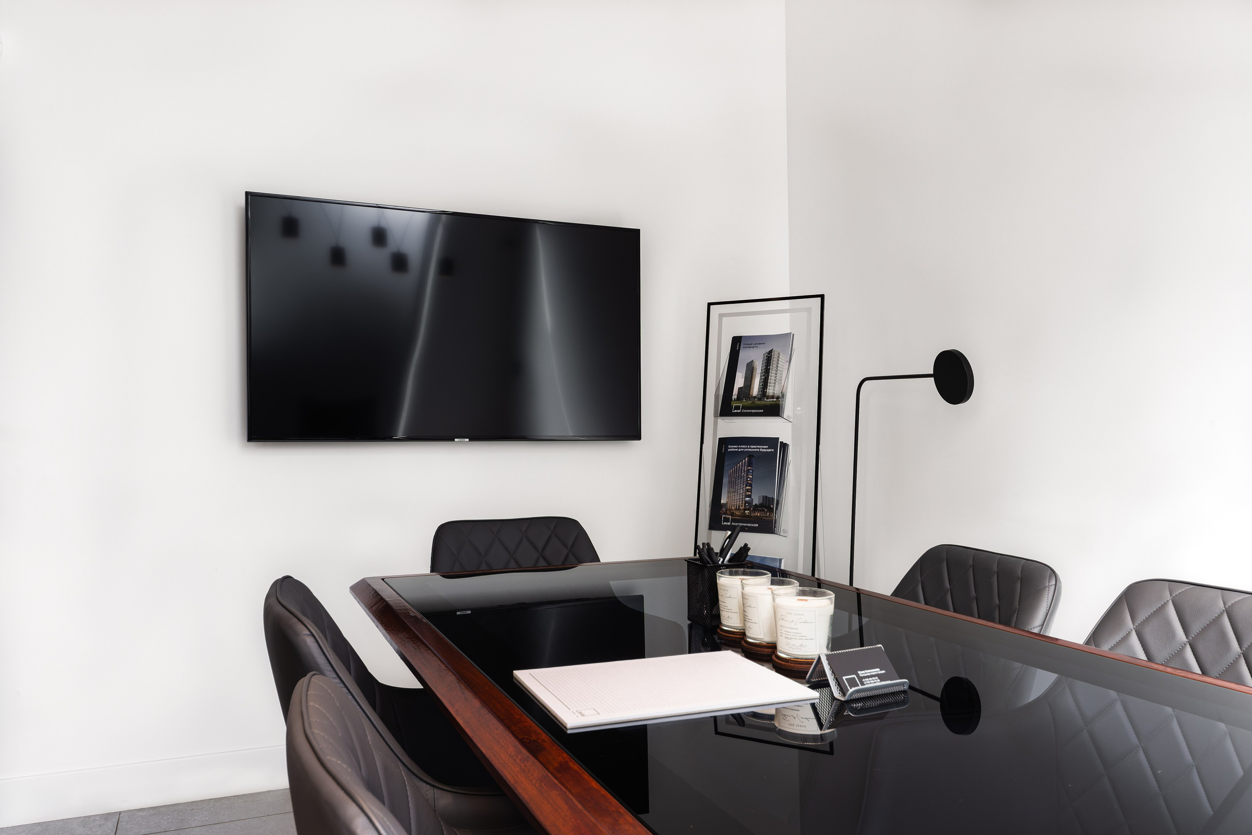 LEVEL — Bureau de vente