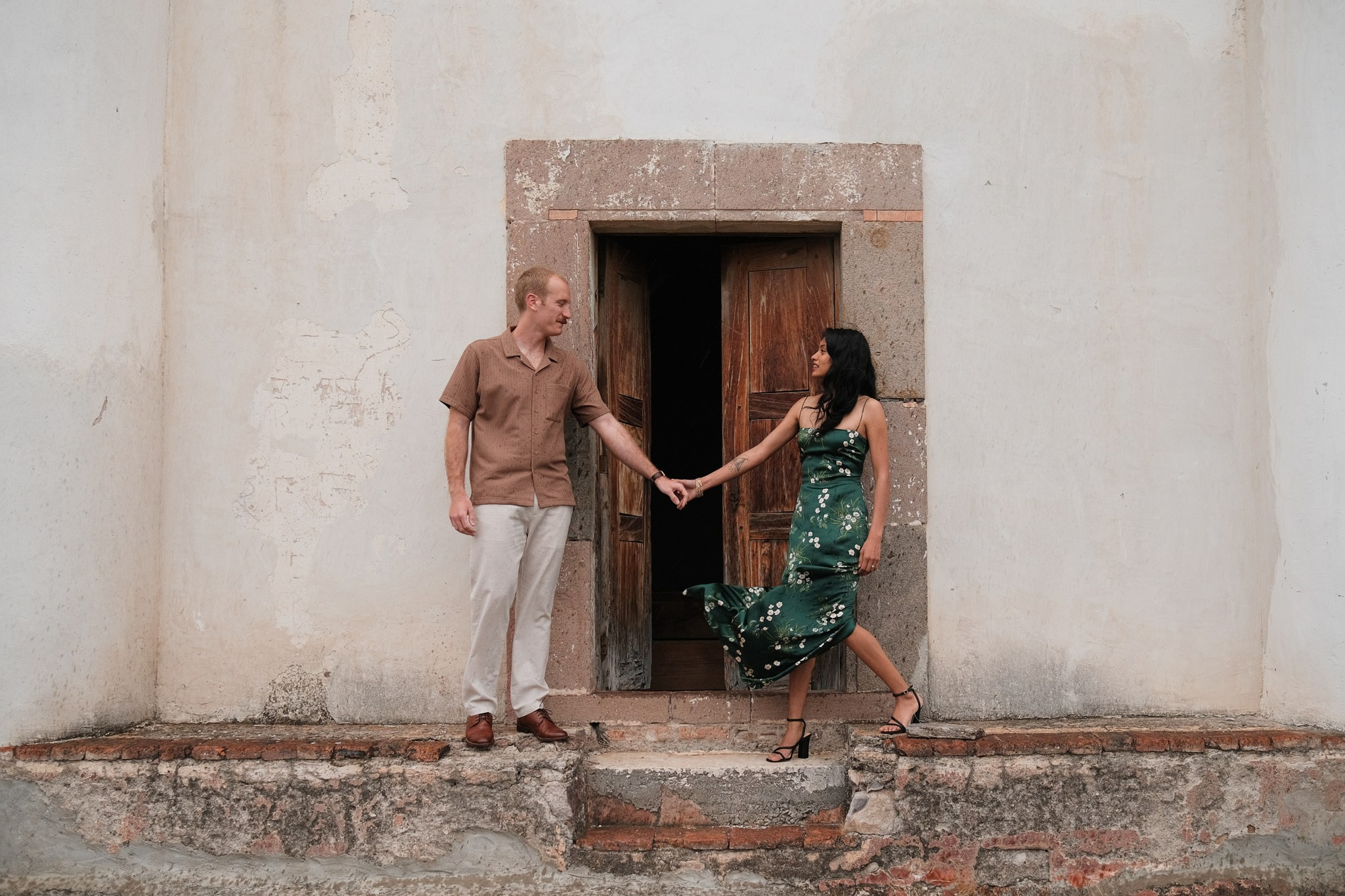 Frances y Trevor: Sesión pre boda en la hacienda de Peotillos. Fotógrafo de bodas