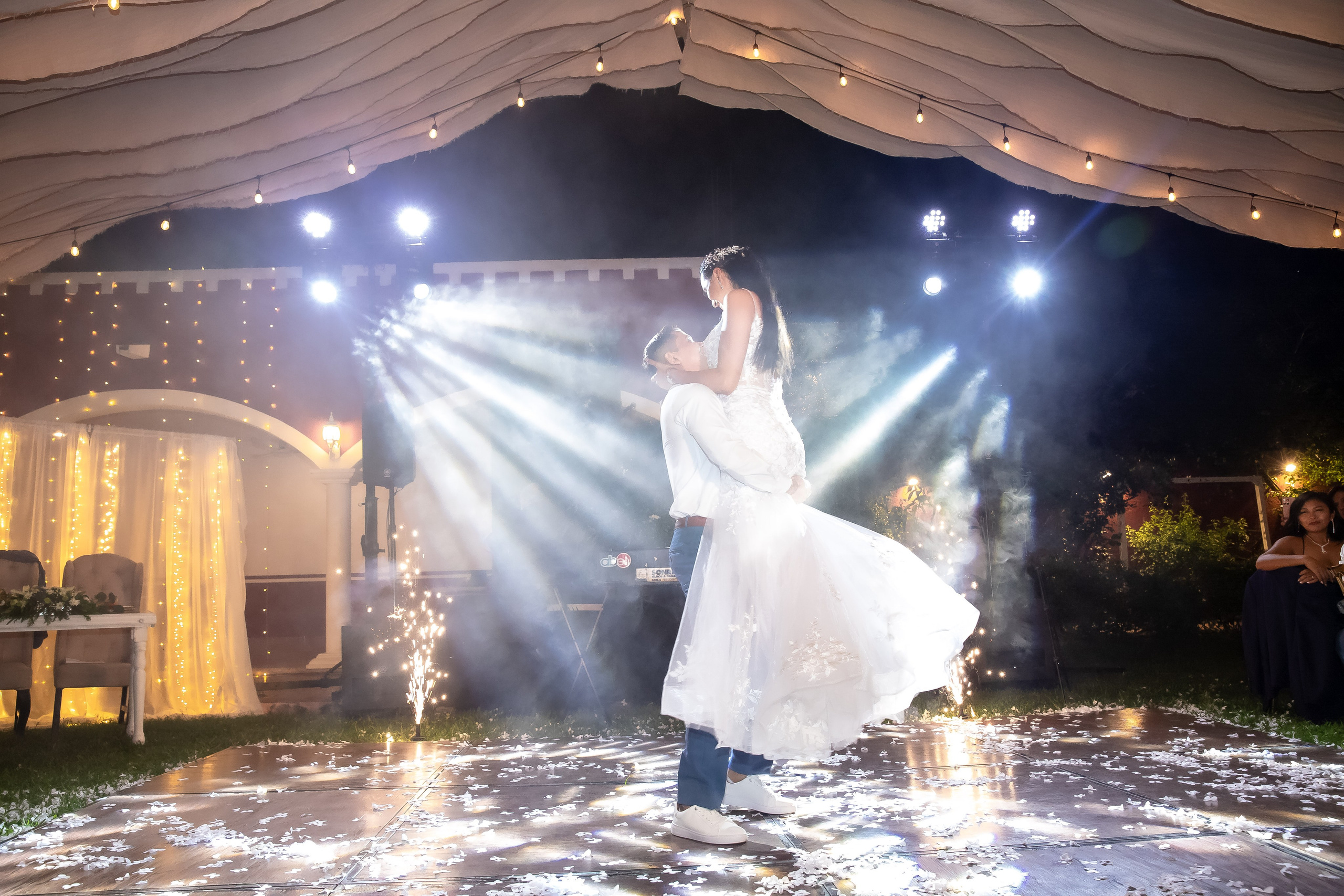Delta & Cesar. Simón Enríquez Studio