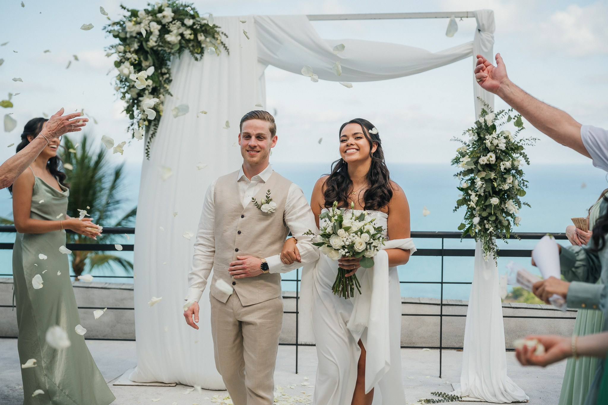 Elegant villa wedding ceremony overlooking the ocean in Koh Samui, Thailand