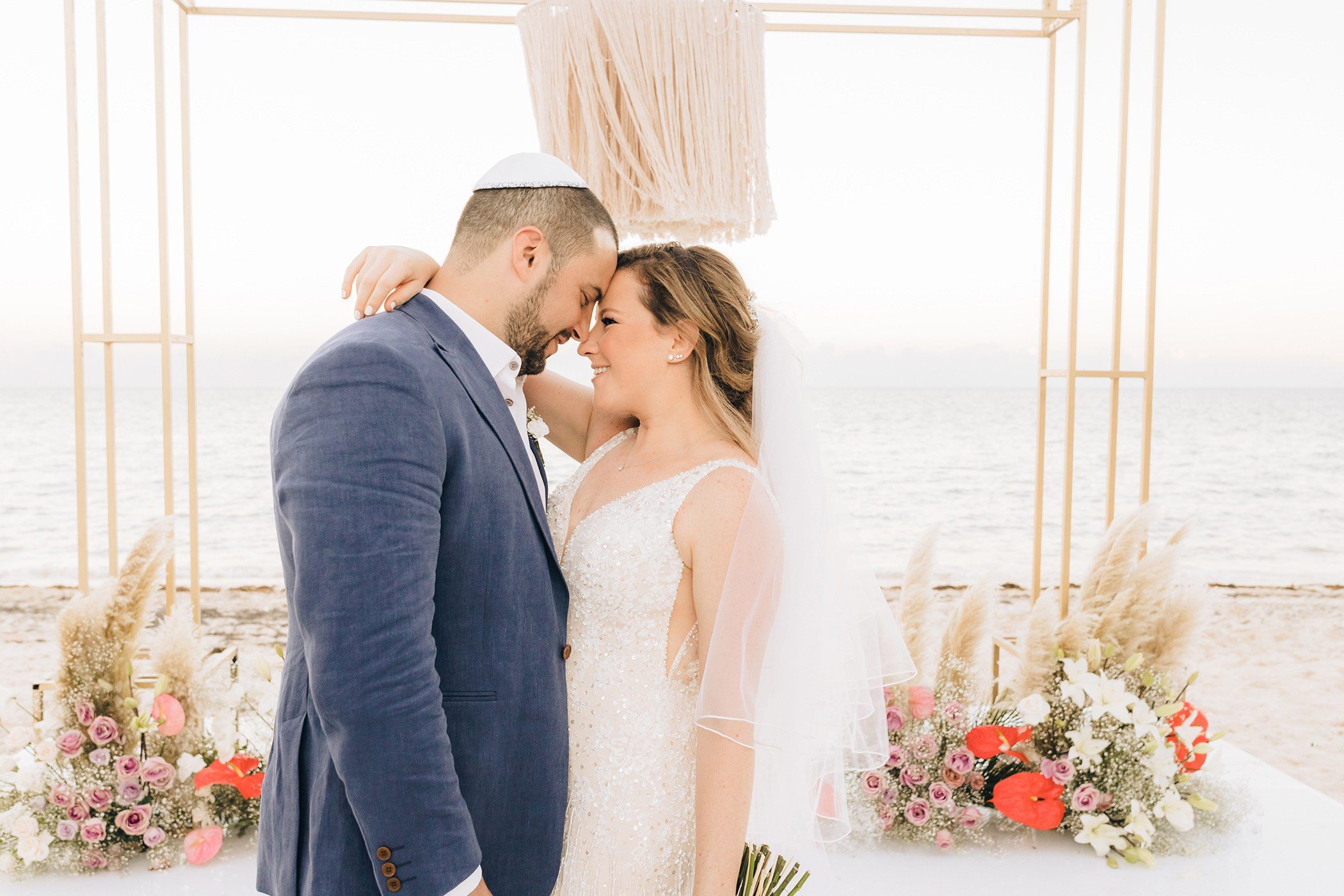 Formal. Wedding Photographer Ruth Preciado