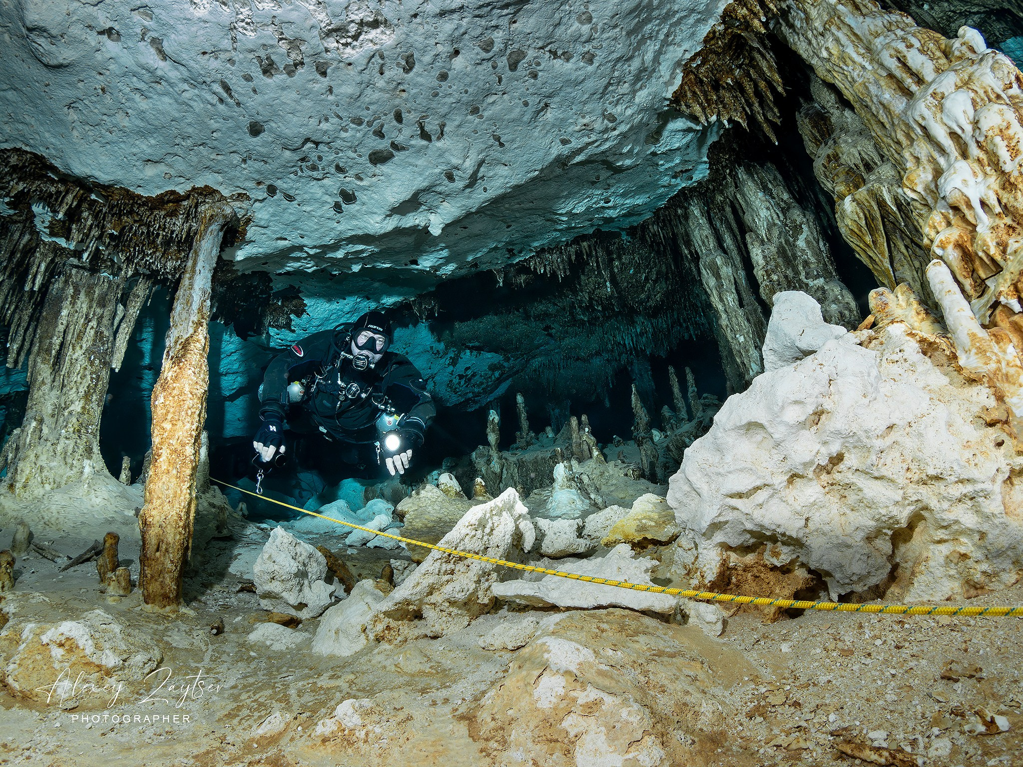 Сenote. Your photographer on land and under water— Alexey Zaytsev