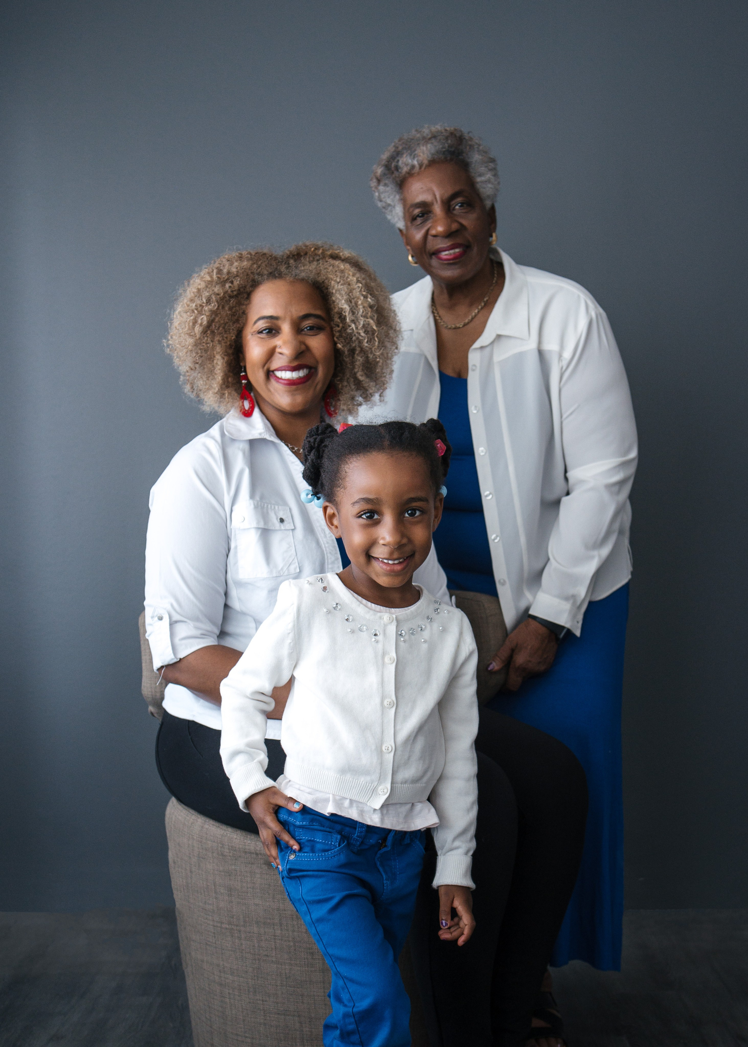 Shelley’s Family. Maria Elaeva Photography | Burnaby Portrait Photographer