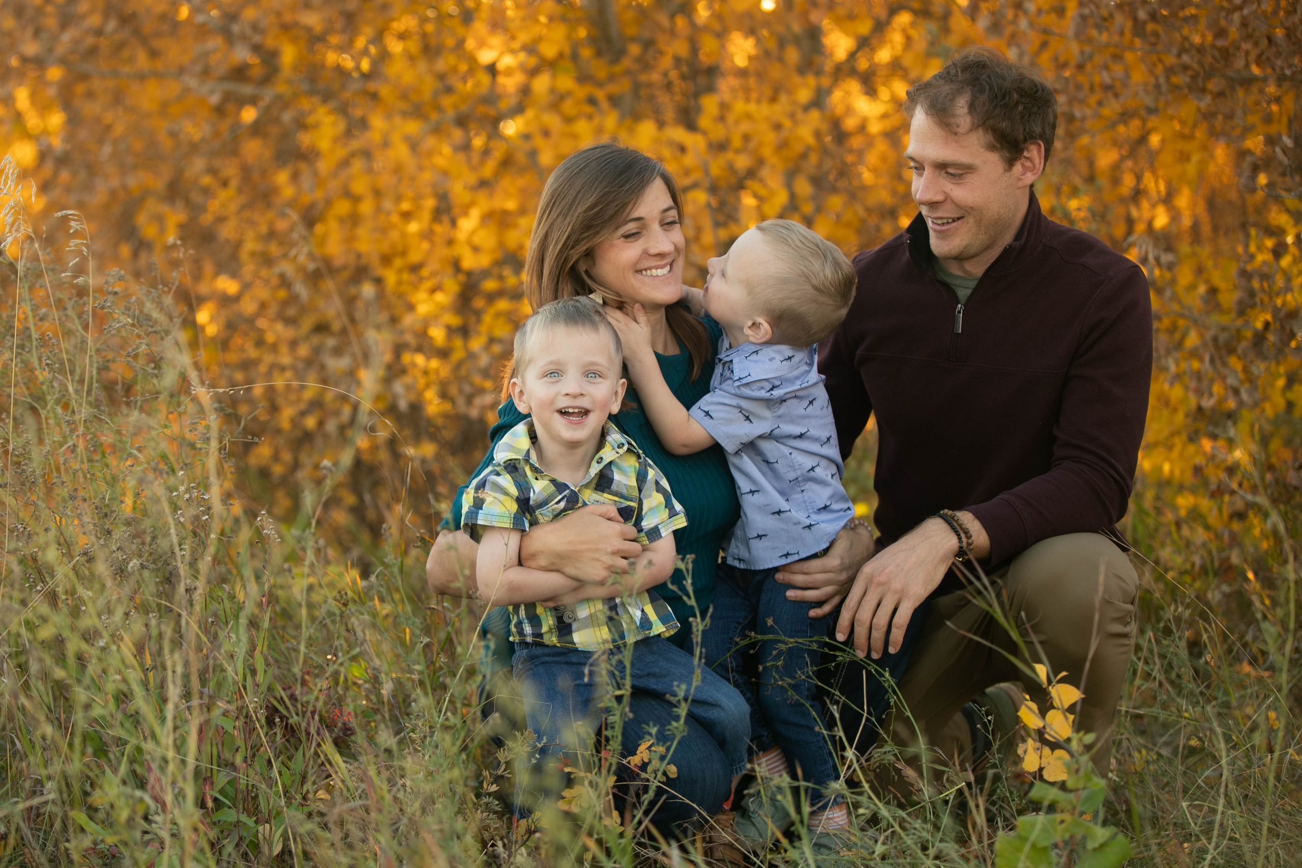 Family Photos — Caitlyn Howe. Ching Li Photography