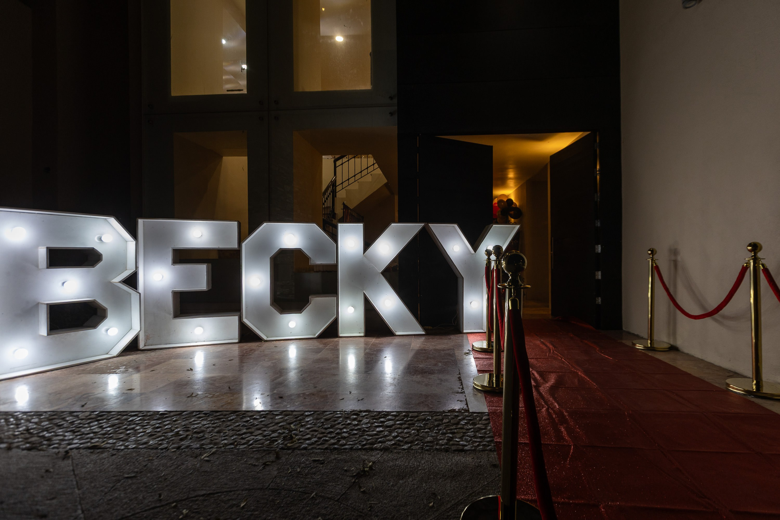 Rebecca… Una noche de elegancia, sueños y magia. Lg Fotografia