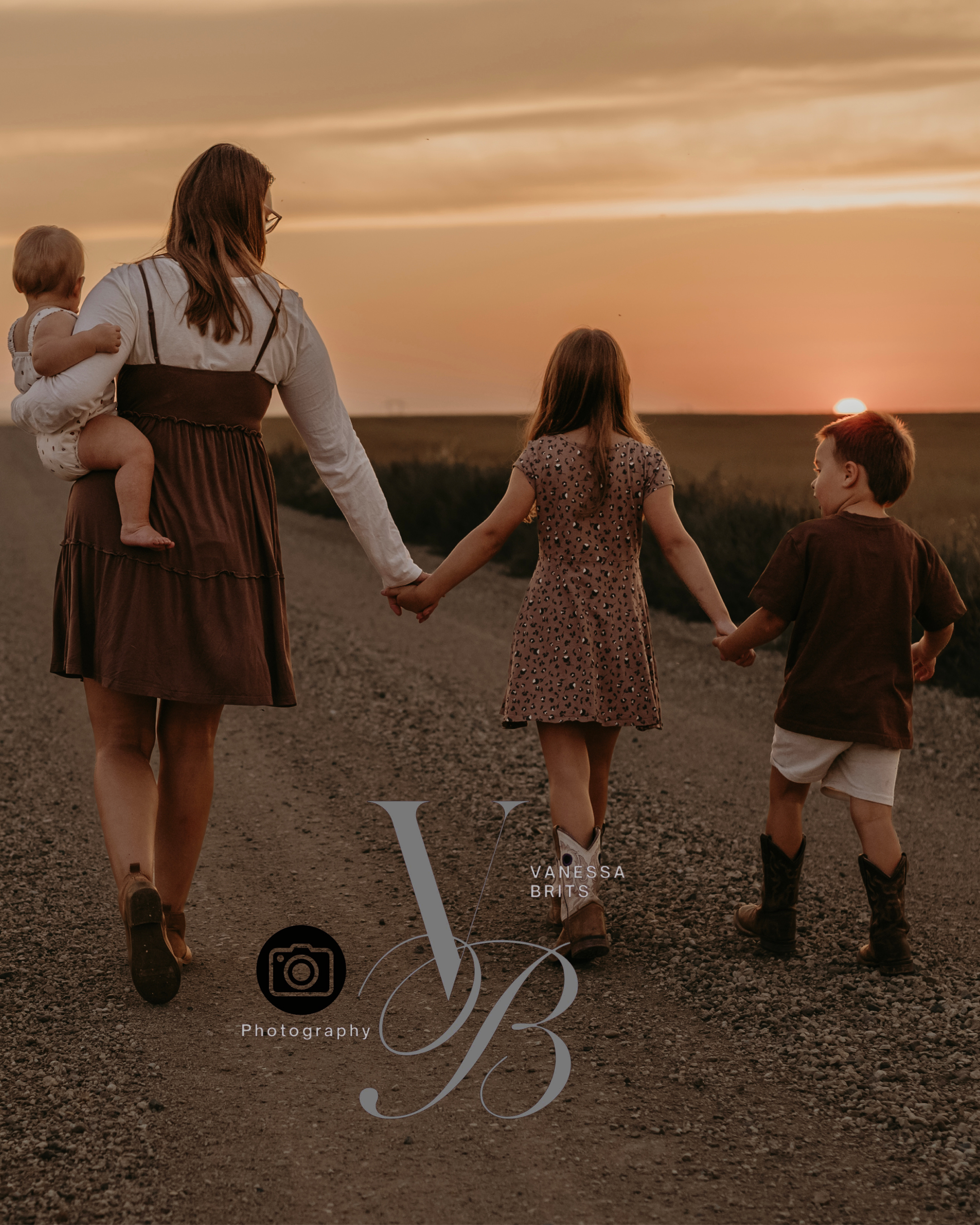 Vanessa Brits Photographer lifestyle serving Assiniboia and South Saskatchewan