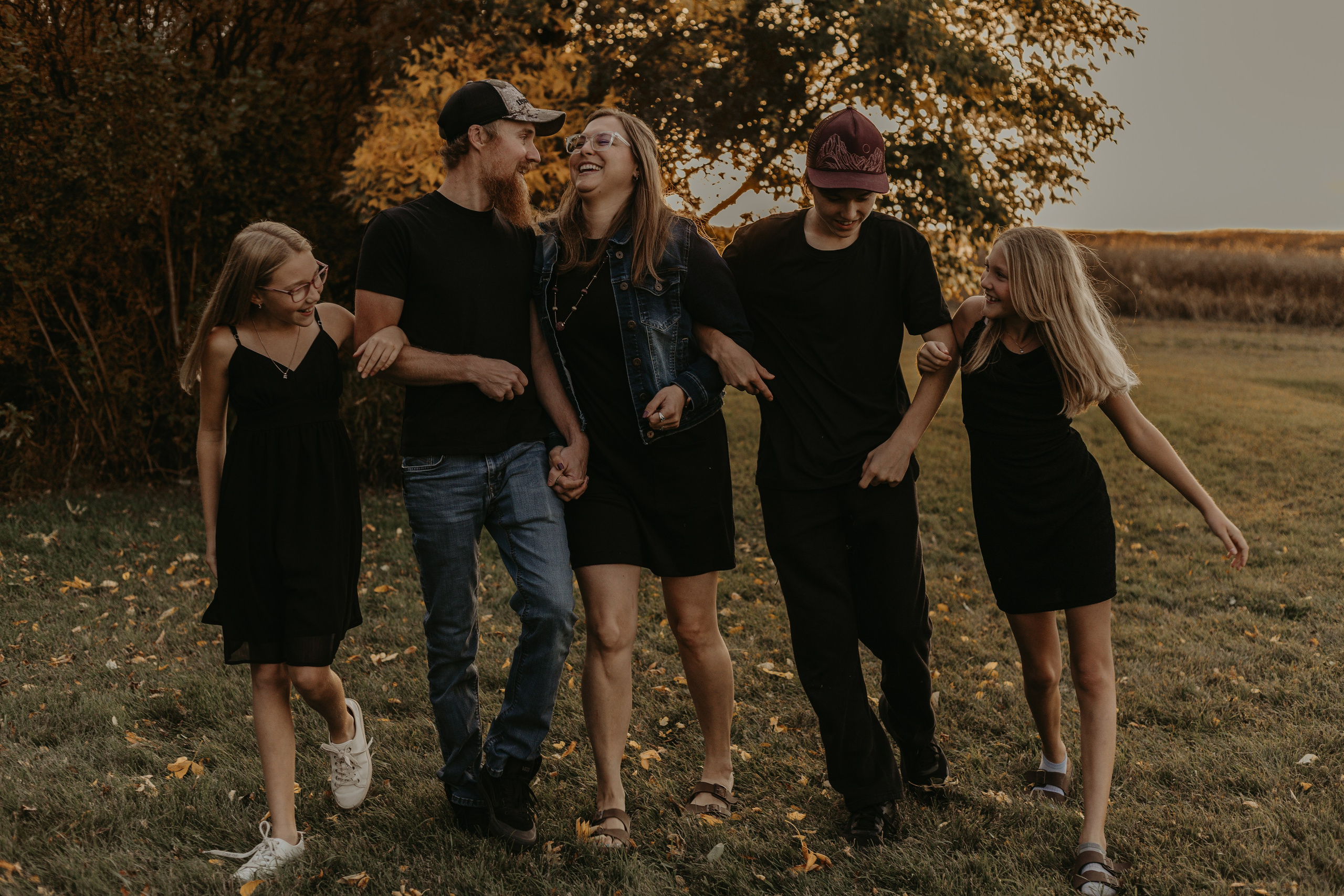 Fall Mini’s. Vanessa Brits Photographer lifestyle serving Assiniboia and South Saskatchewan