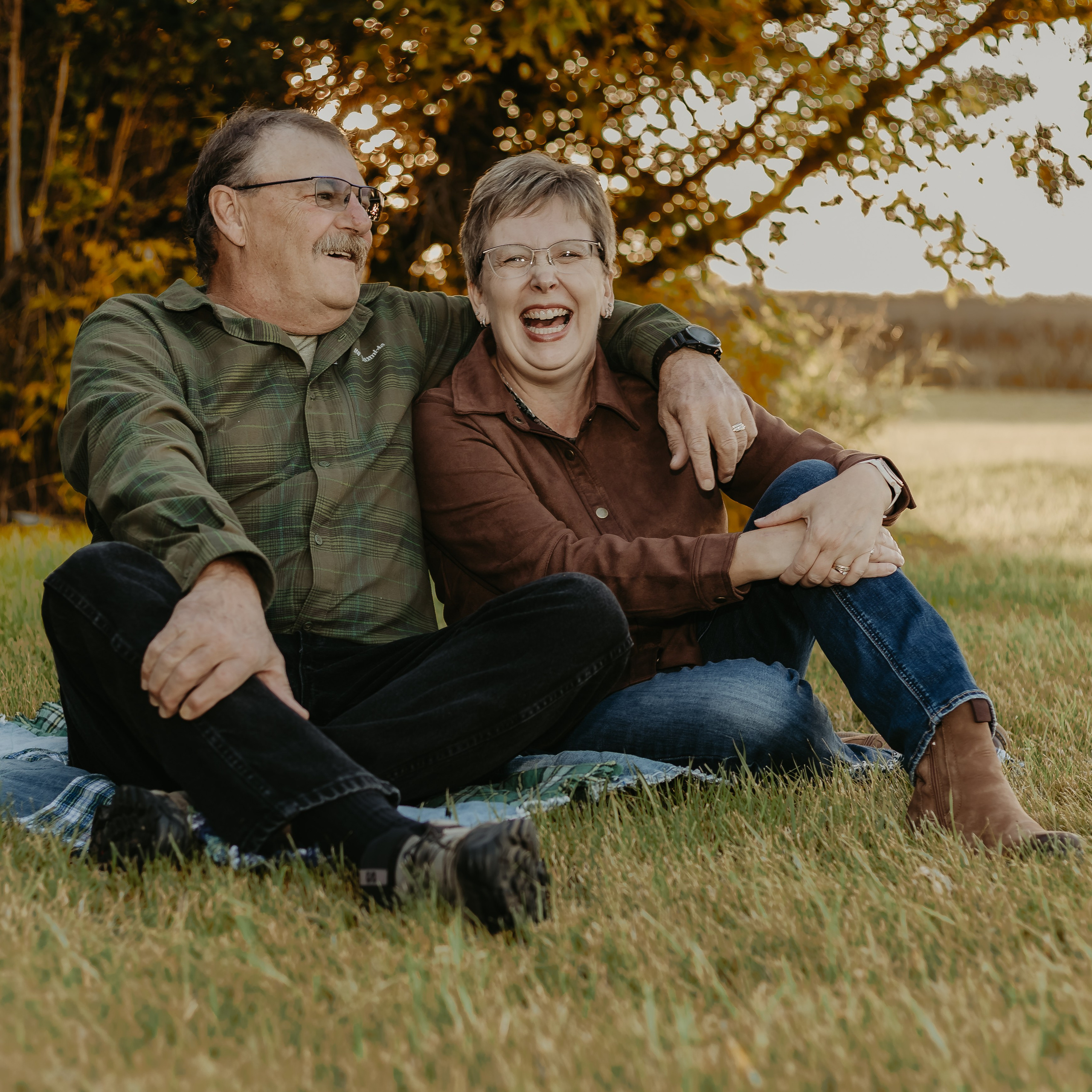 Fall Mini’s. Vanessa Brits Photographer lifestyle serving Assiniboia and South Saskatchewan
