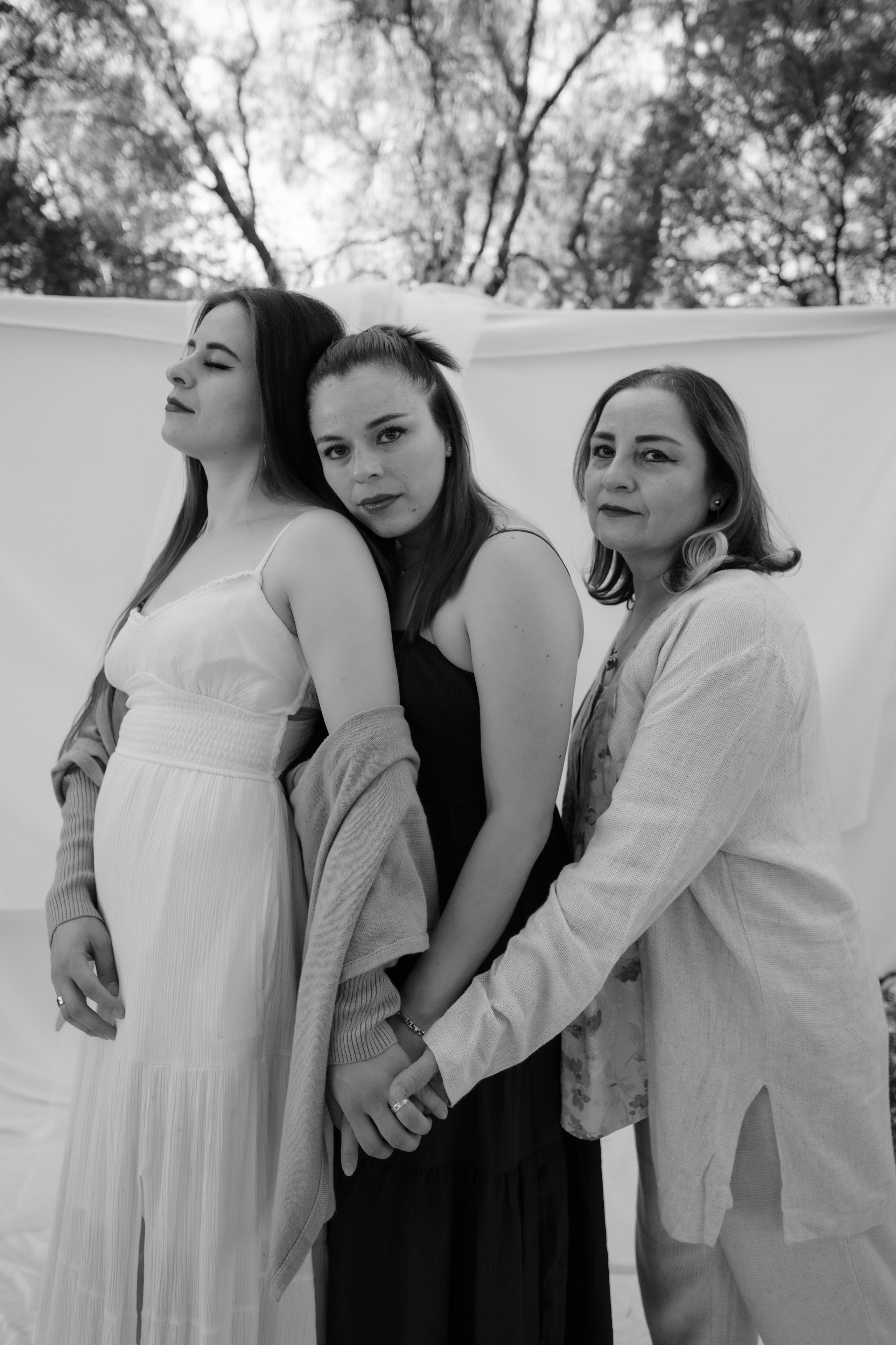 FAMILIA. TWO MILLIMETERS