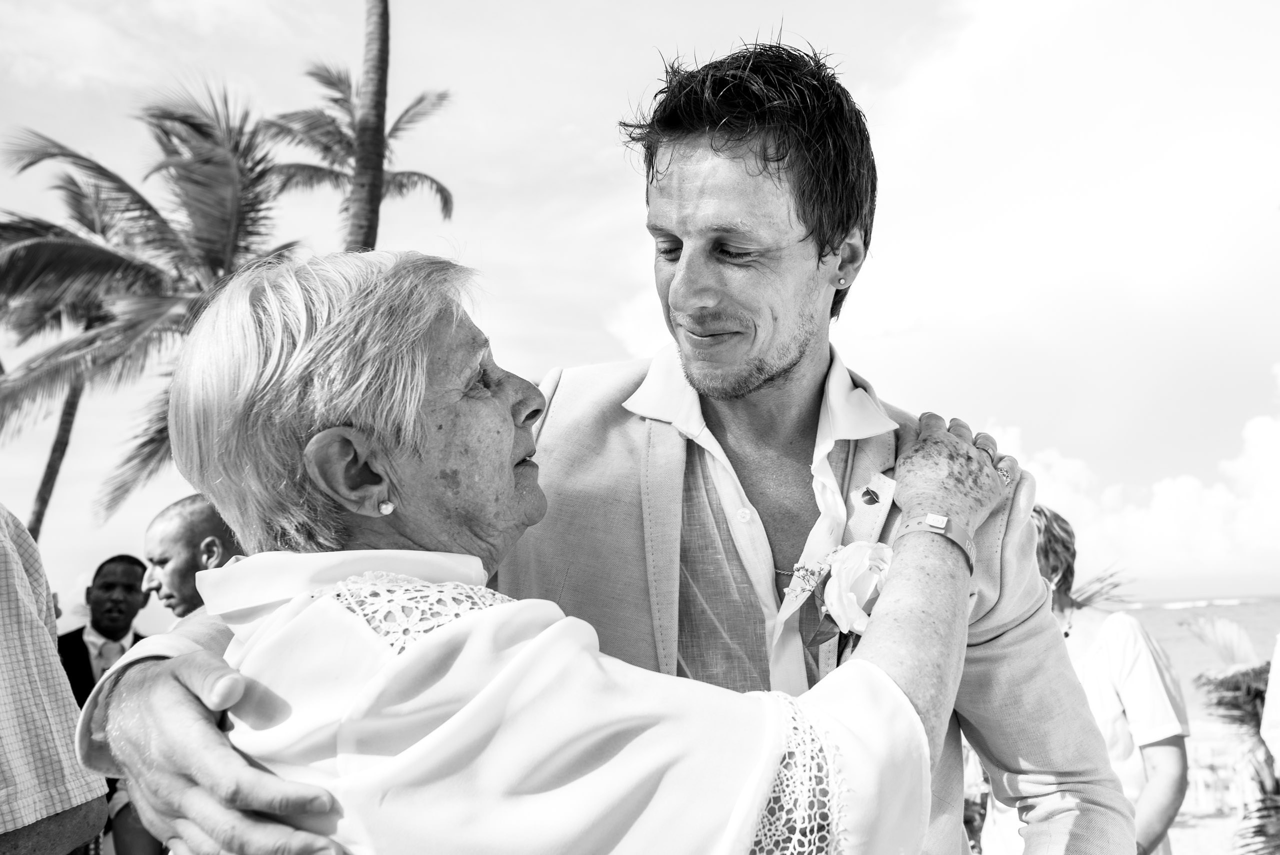 Coralie + Juani. Fotógrafo documental de bodas en Rosario, Argentina - Andrés Preumayr